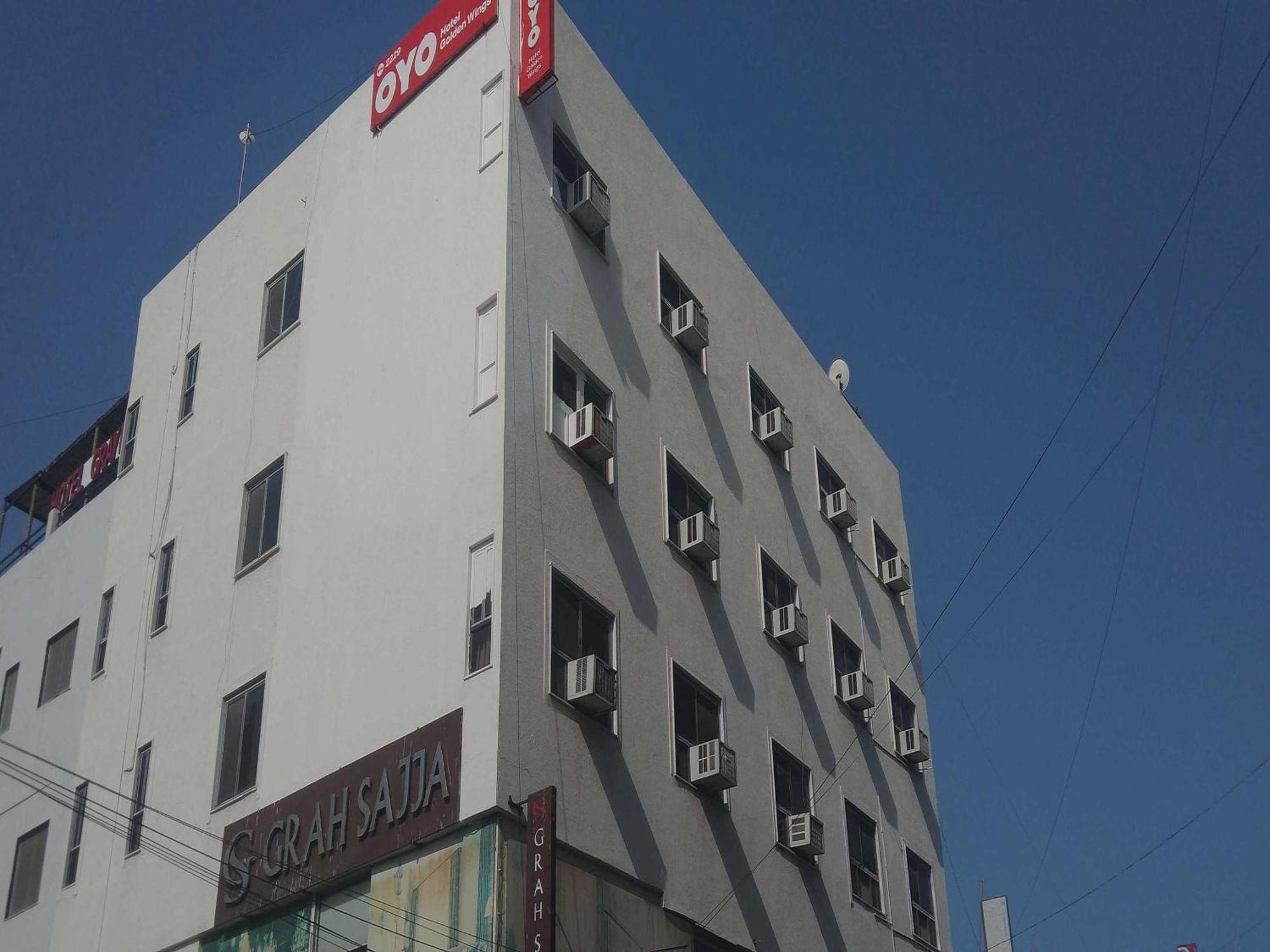 O Golden Wings Hotel