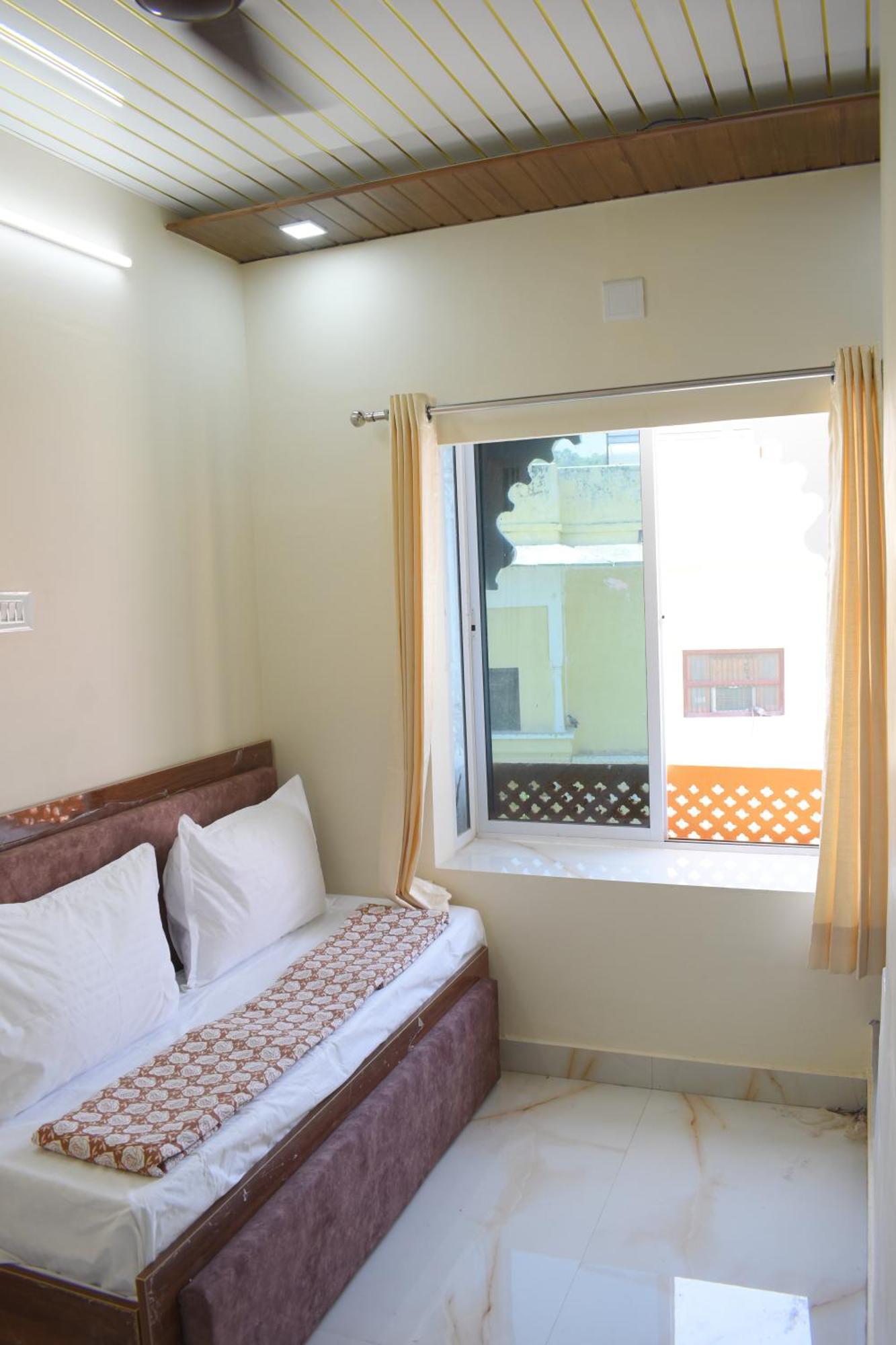 Udaipur Stays