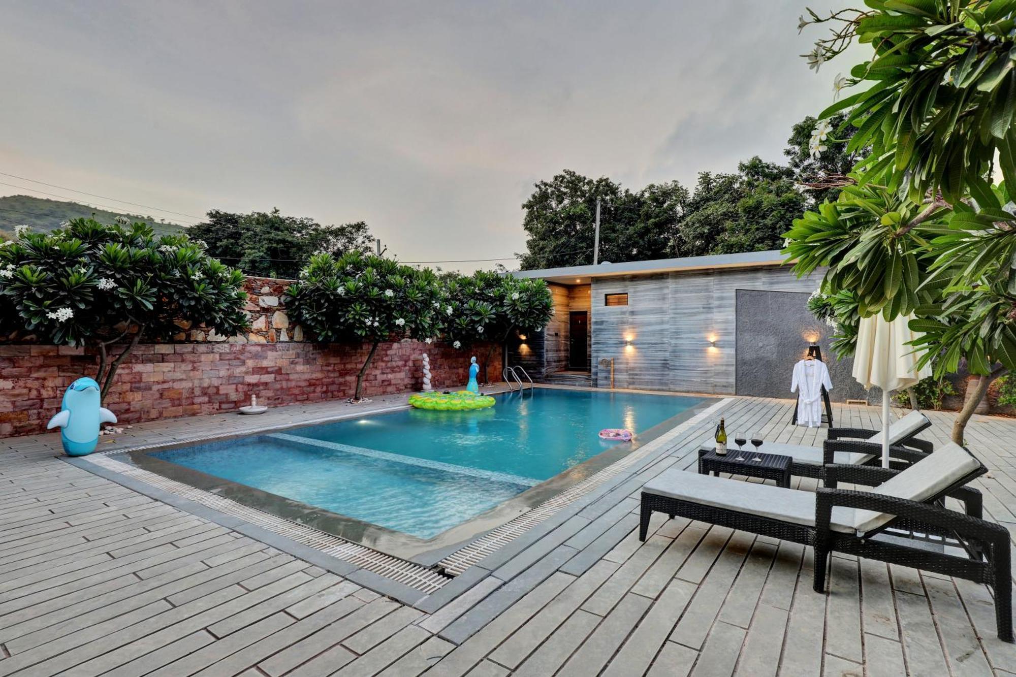 Elivaas Radhyam Luxe 2bhk With Pvt Pool
