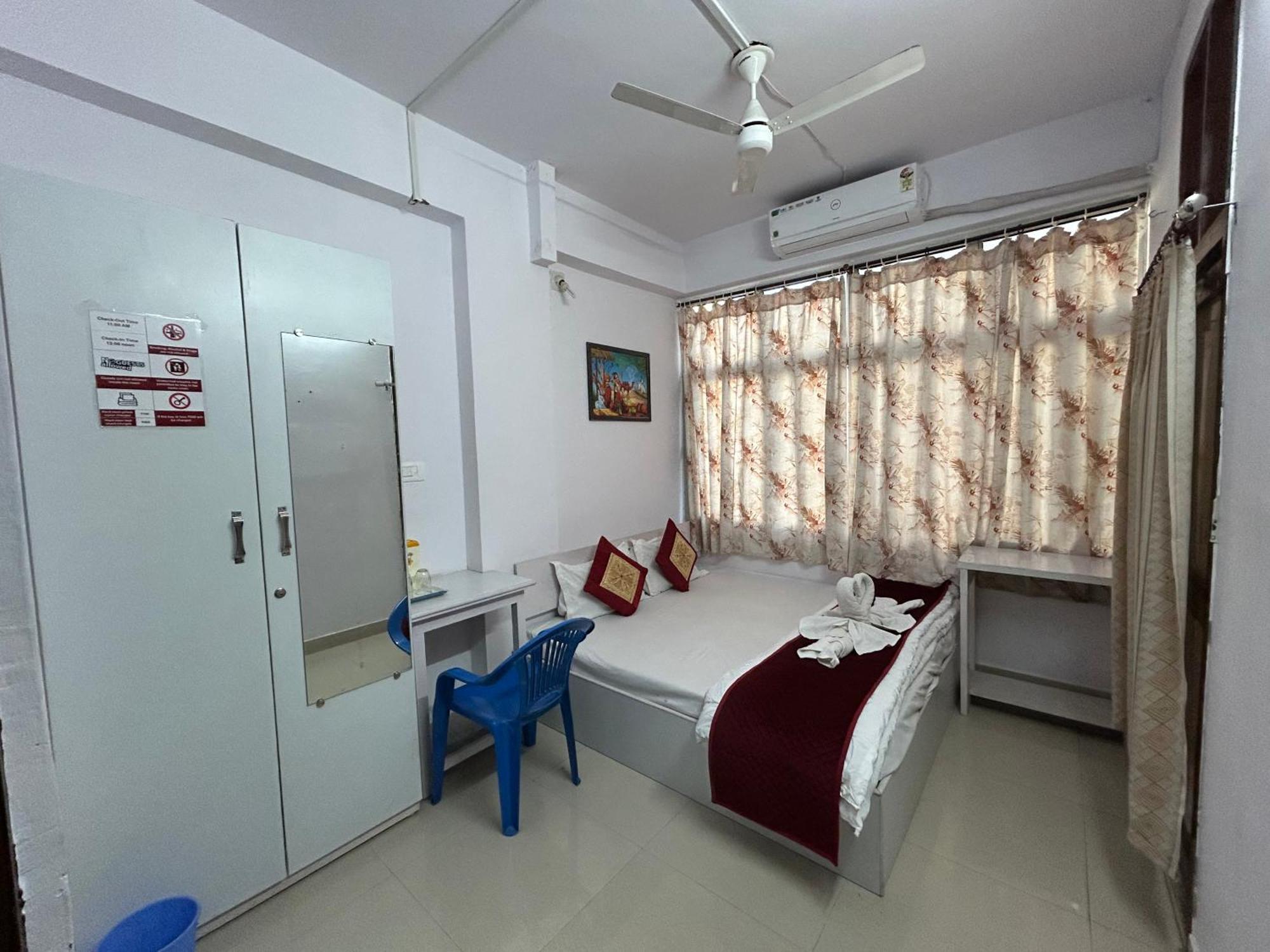 Hostel Ashish Guest House, Udaipole *