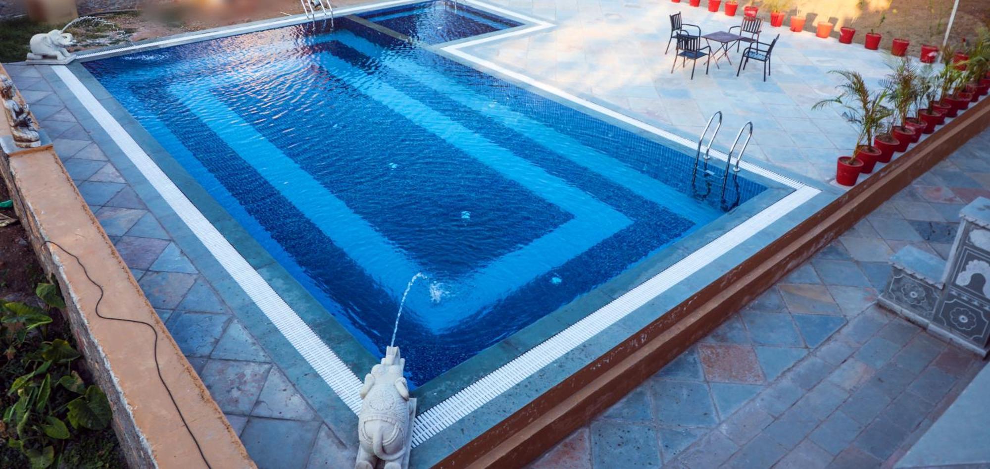 Boheda Villa, Hotel
