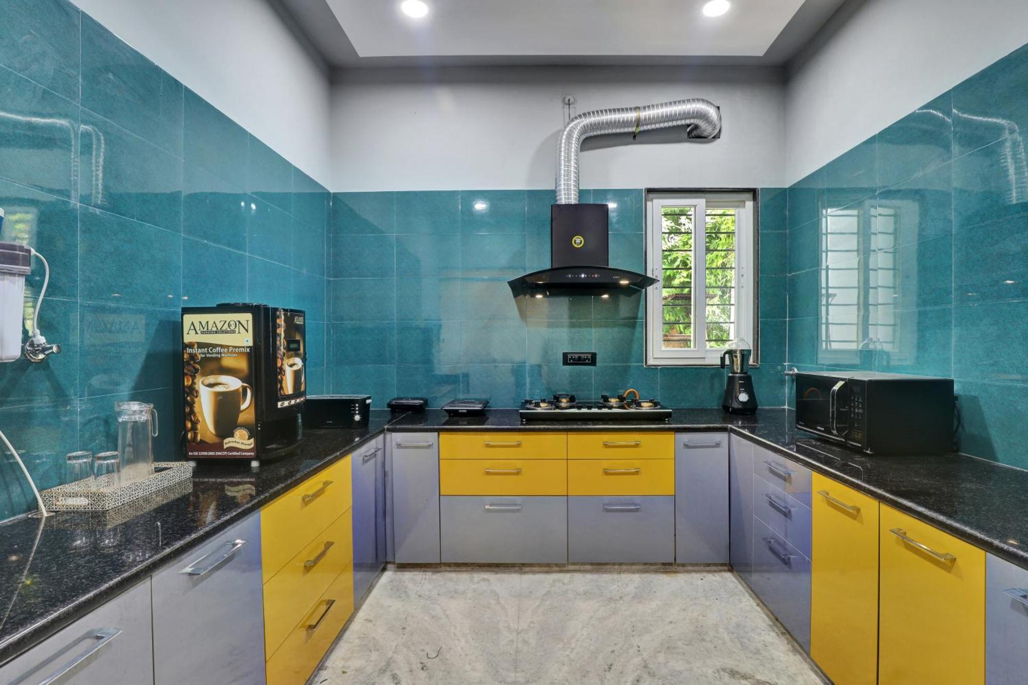 Elivaas Radhyam Luxe 2bhk With Pvt Pool Villa *