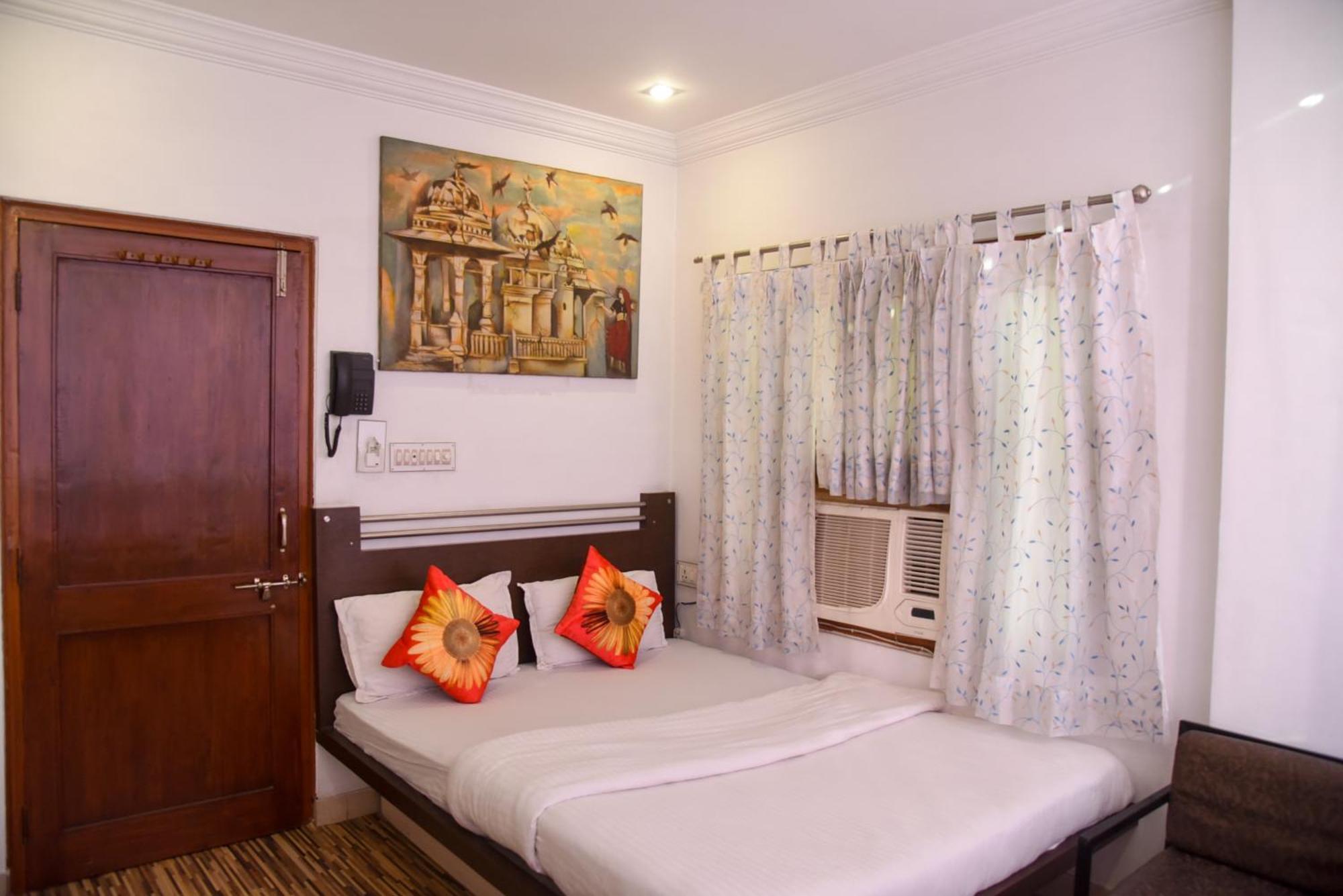 Sajjan Bed & Breakfast