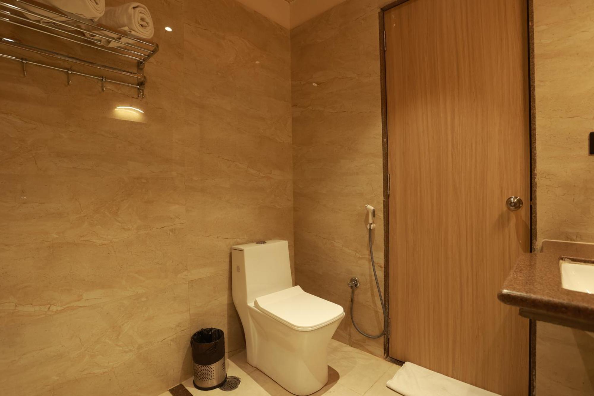 Hotel Taviral Regency Udaipur