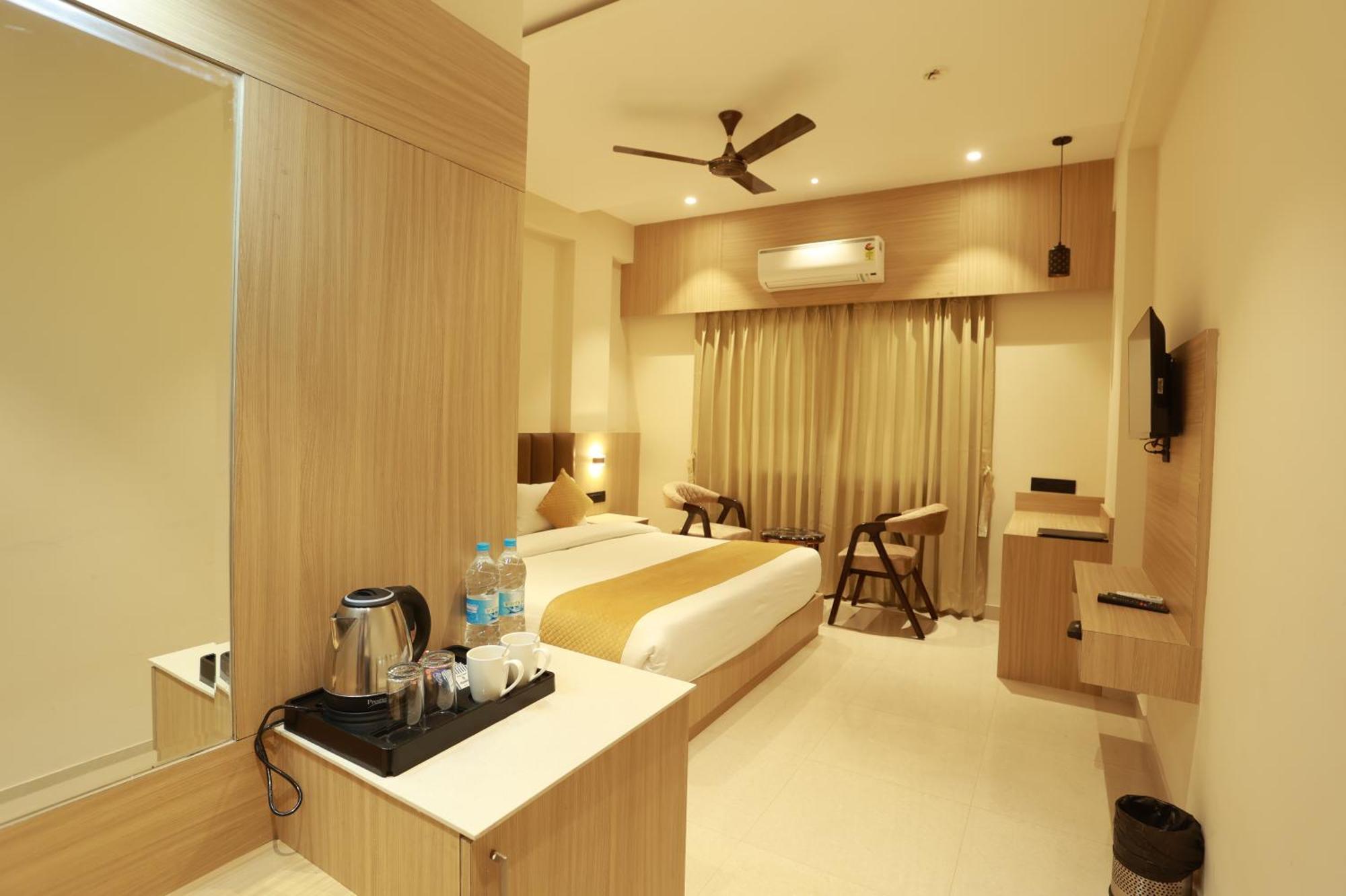 Hotel Taviral Regency Udaipur