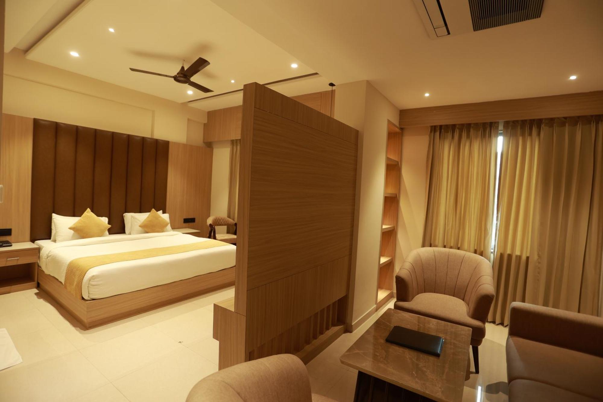Hotel Taviral Regency 4*