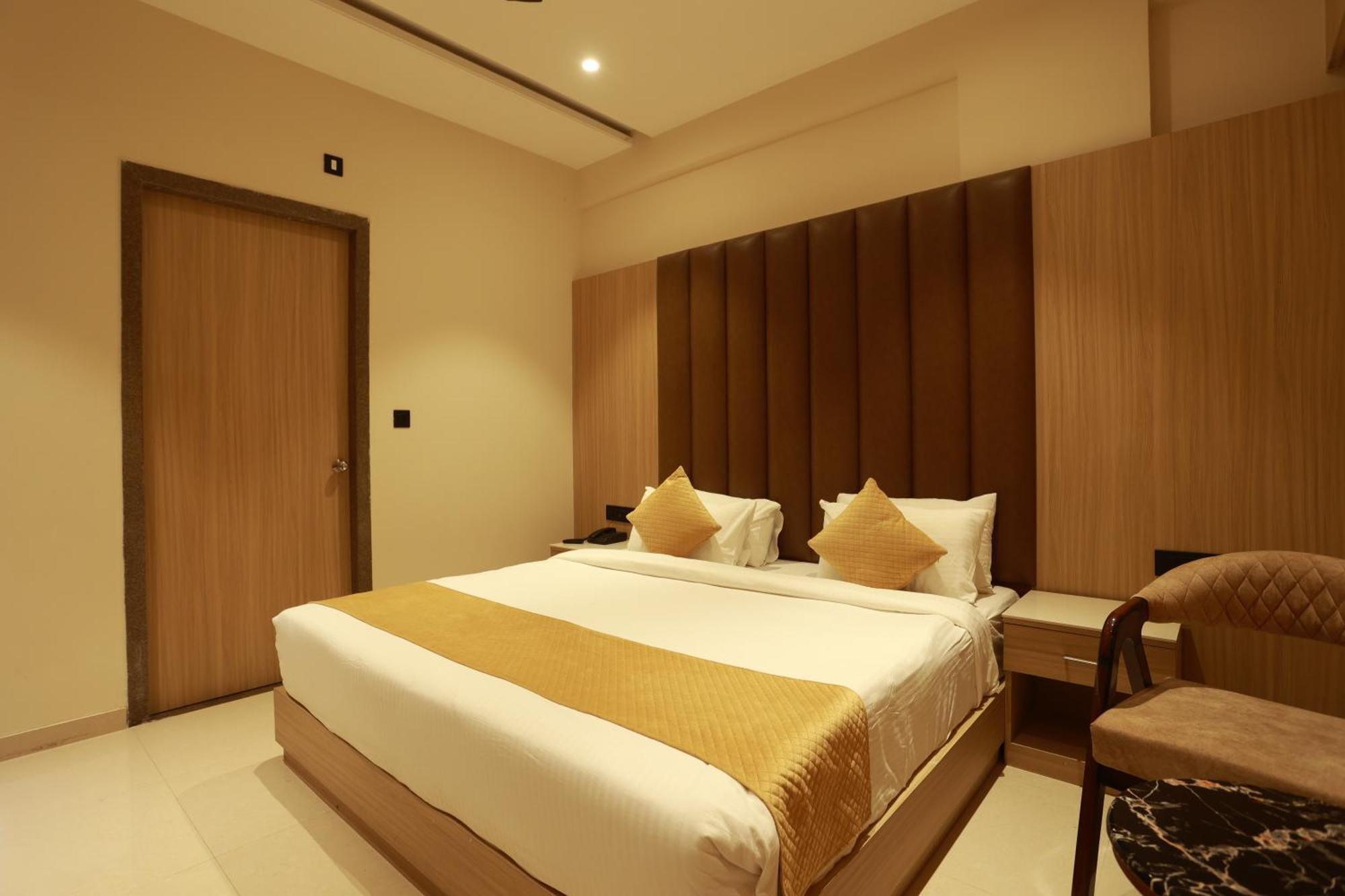 Hotel Taviral Regency Udaipur