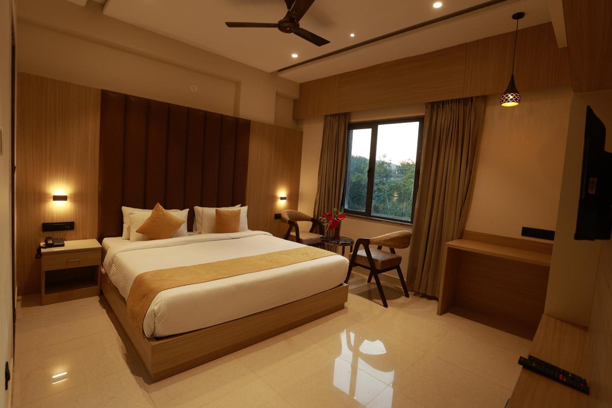 Taviral Regency Hotel