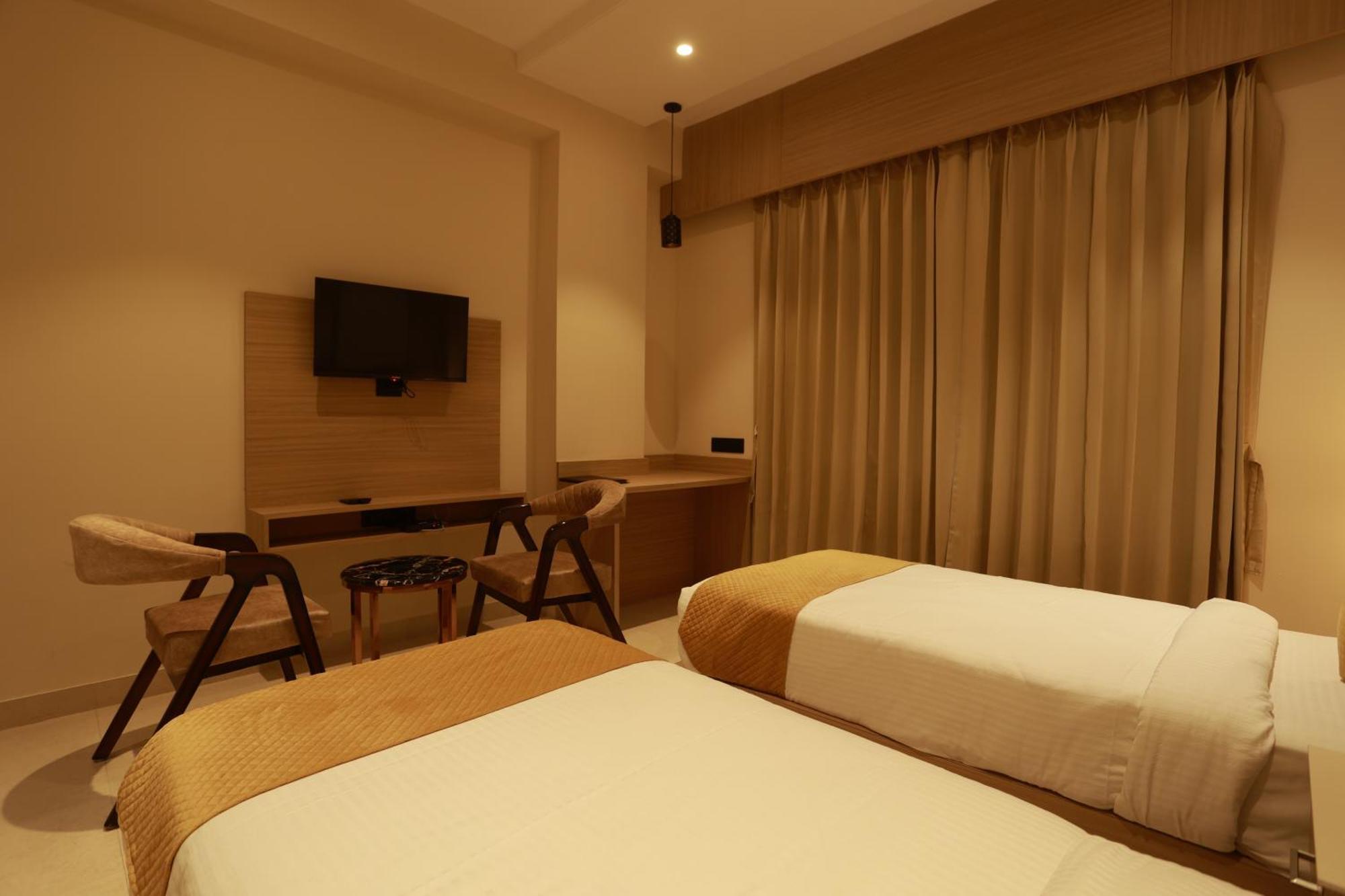 Hotel Taviral Regency Udaipur