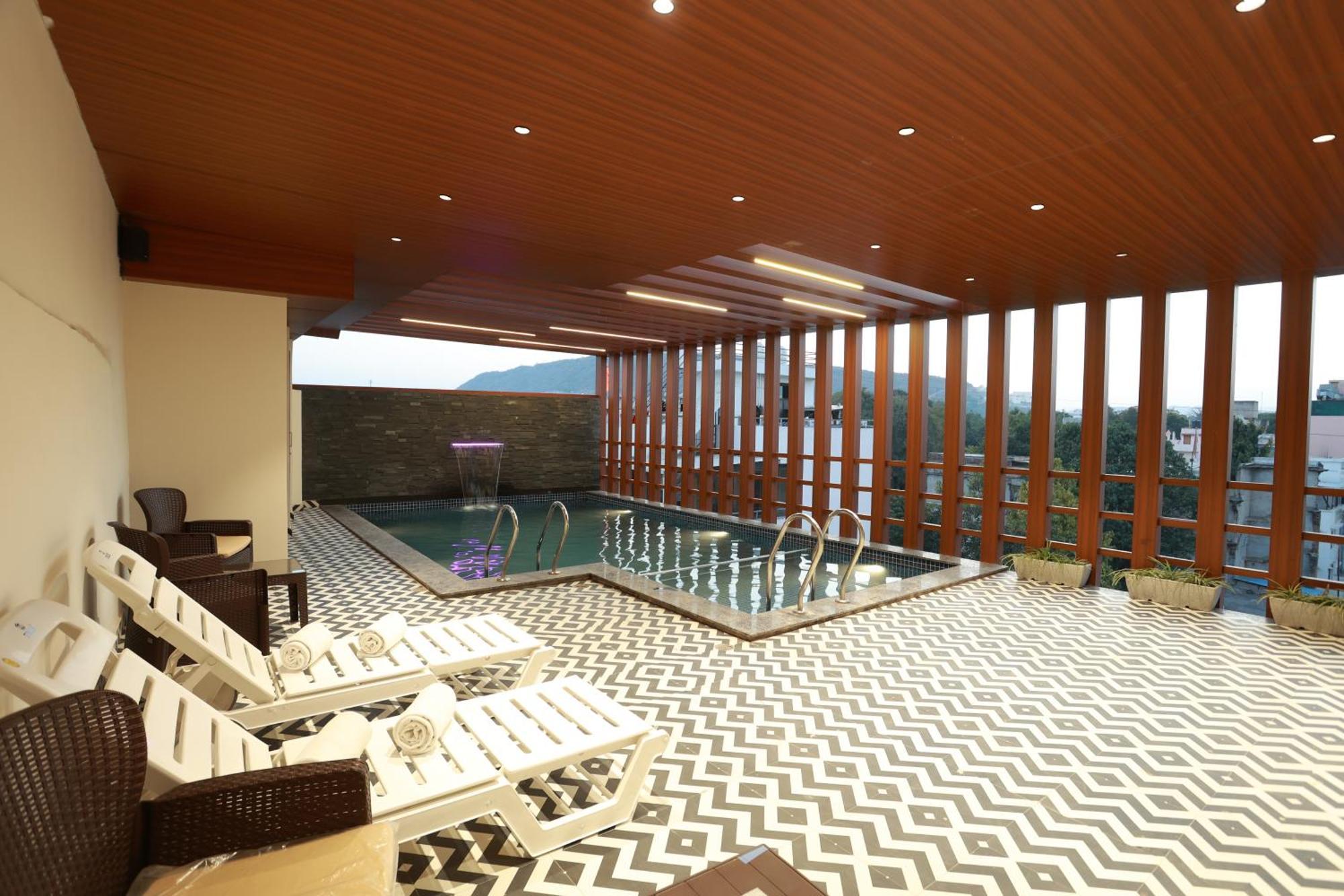 Taviral Regency Hotel