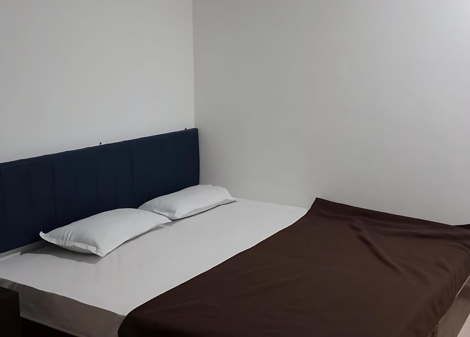 Aaradhya Hotel 4*