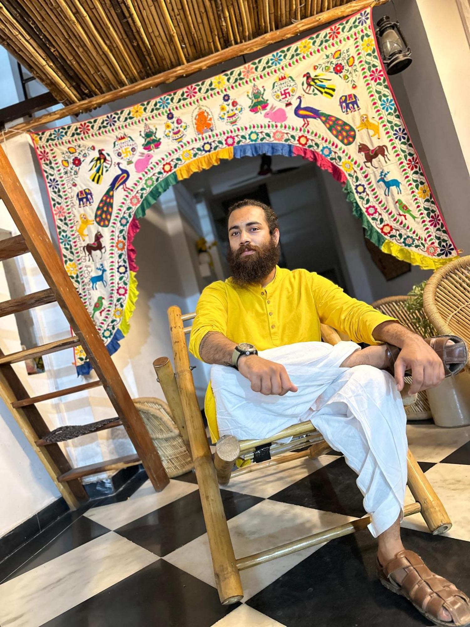 Lakshmi Darshan Gokhada , Stay, And Complete Family Sojourn Udaipur