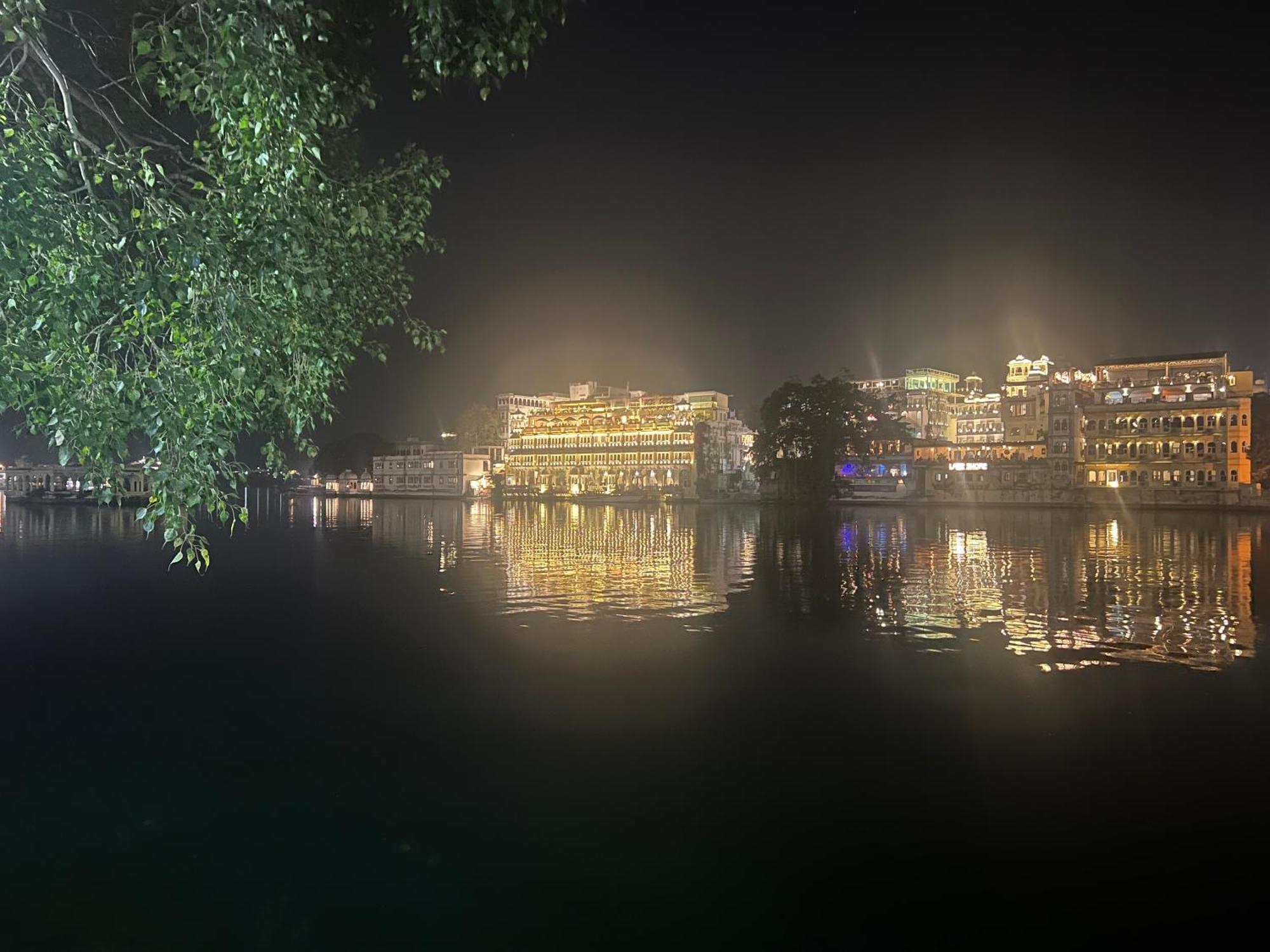 Bed & Breakfast Barefoot Boutique Udaipur