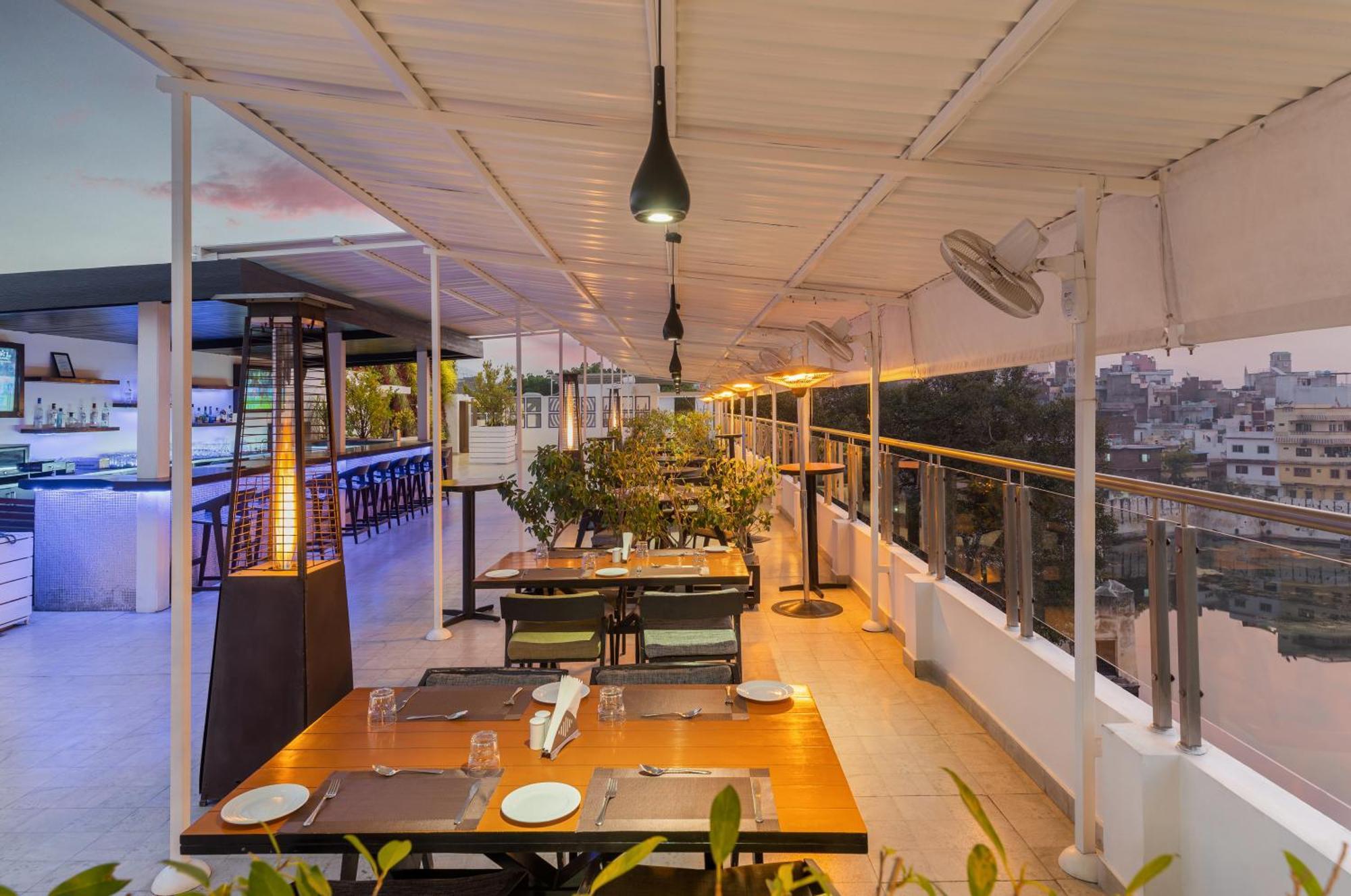 Rajdarshan - A View In Hotel 4*