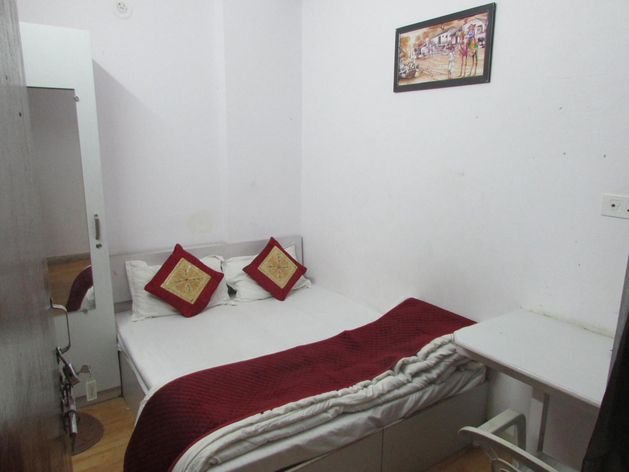 Ashish Guest House, Udaipole Hostel