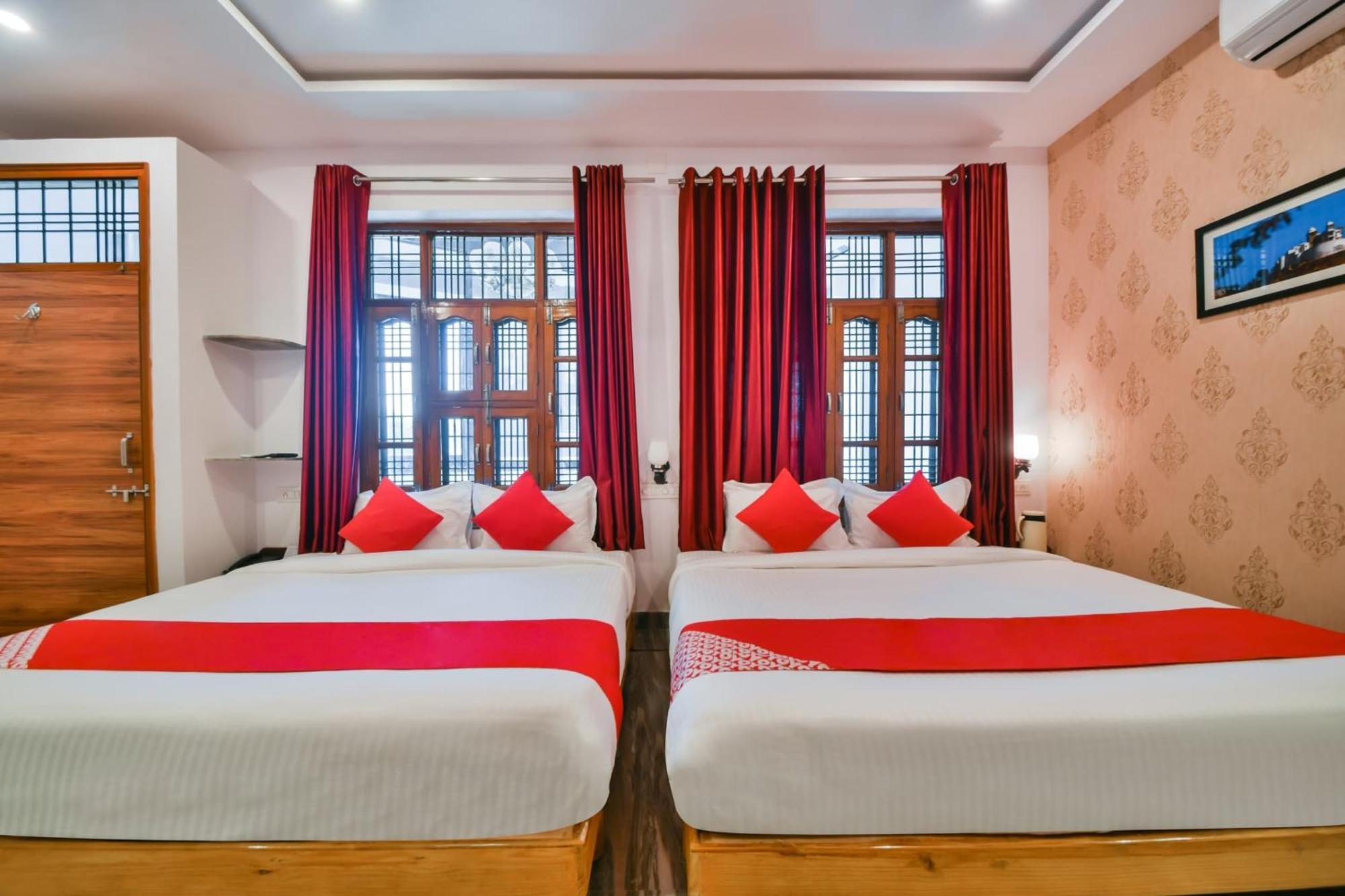 Hotel Oyo Flagship 40796 Banjara Luxury Udaipur