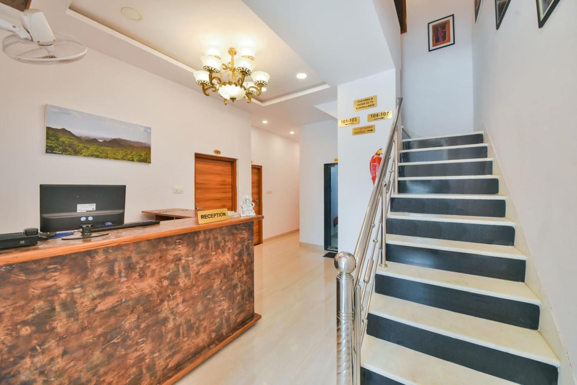 Oyo Flagship 40796 Banjara Luxury Udaipur