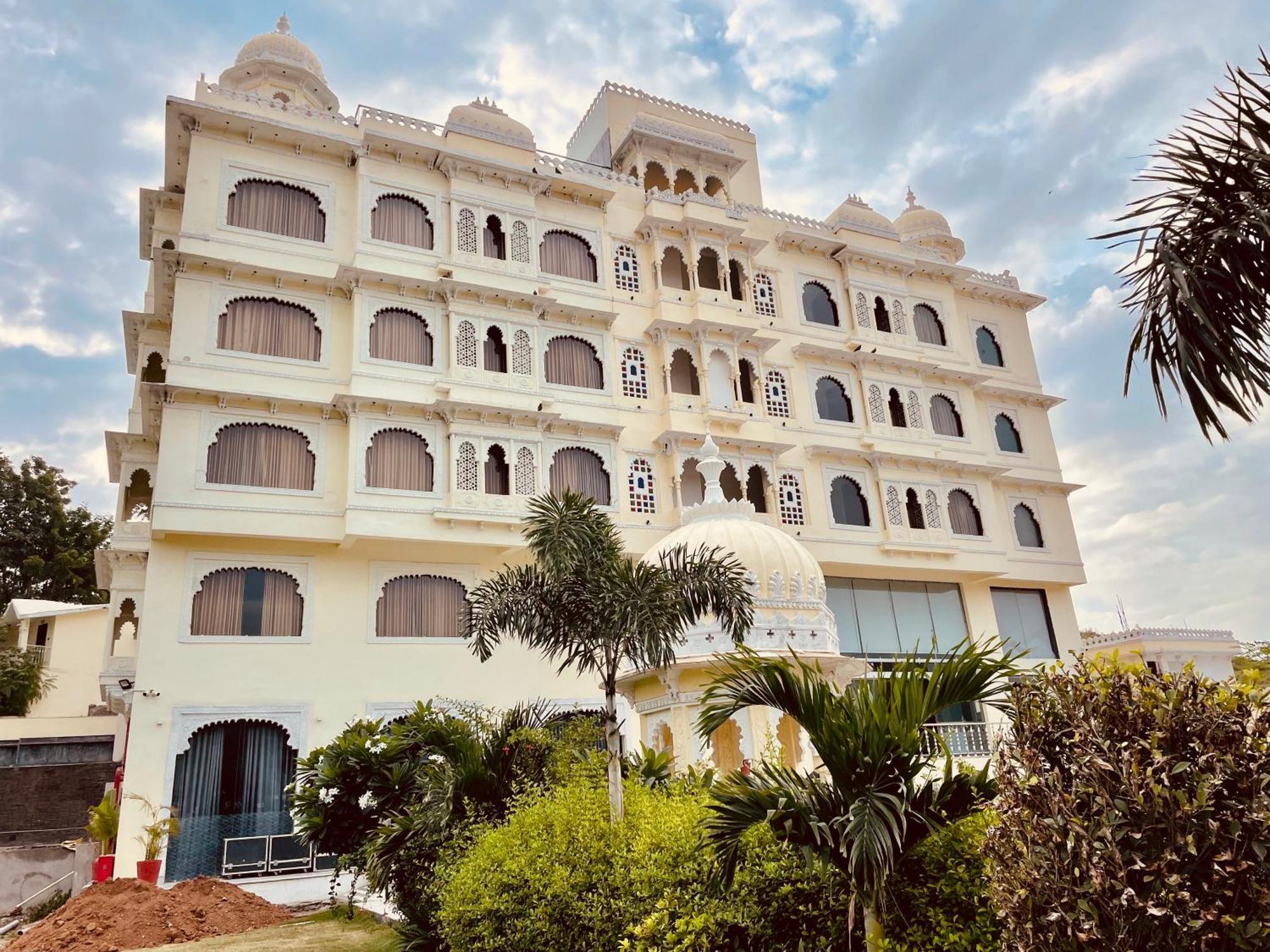 Mewar Palace And Spa Hotel