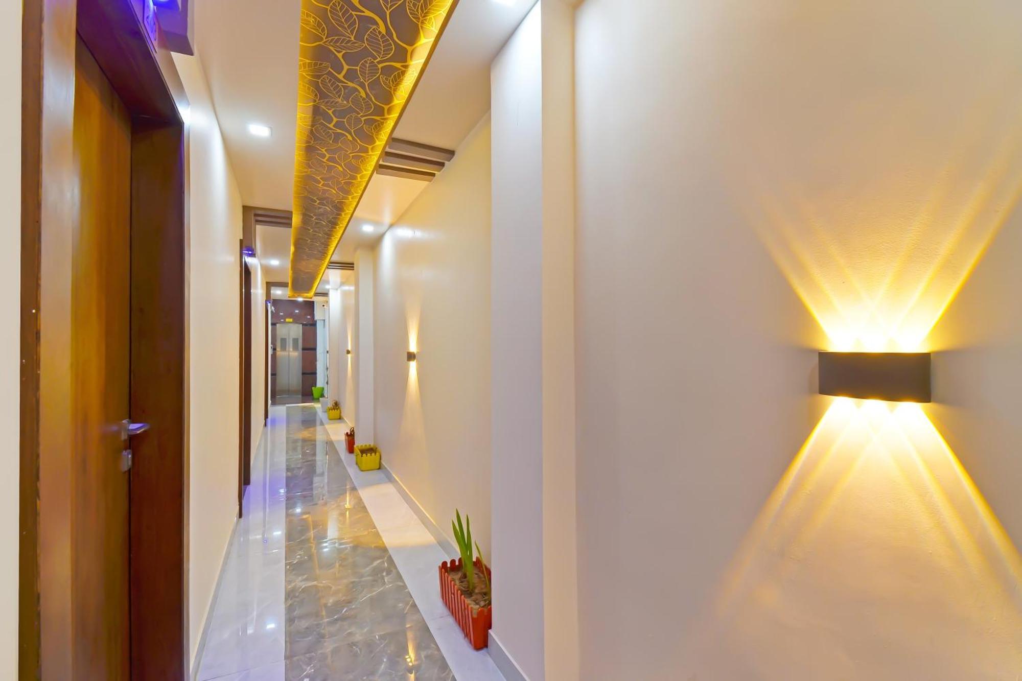 Hotel O Akriti 3*