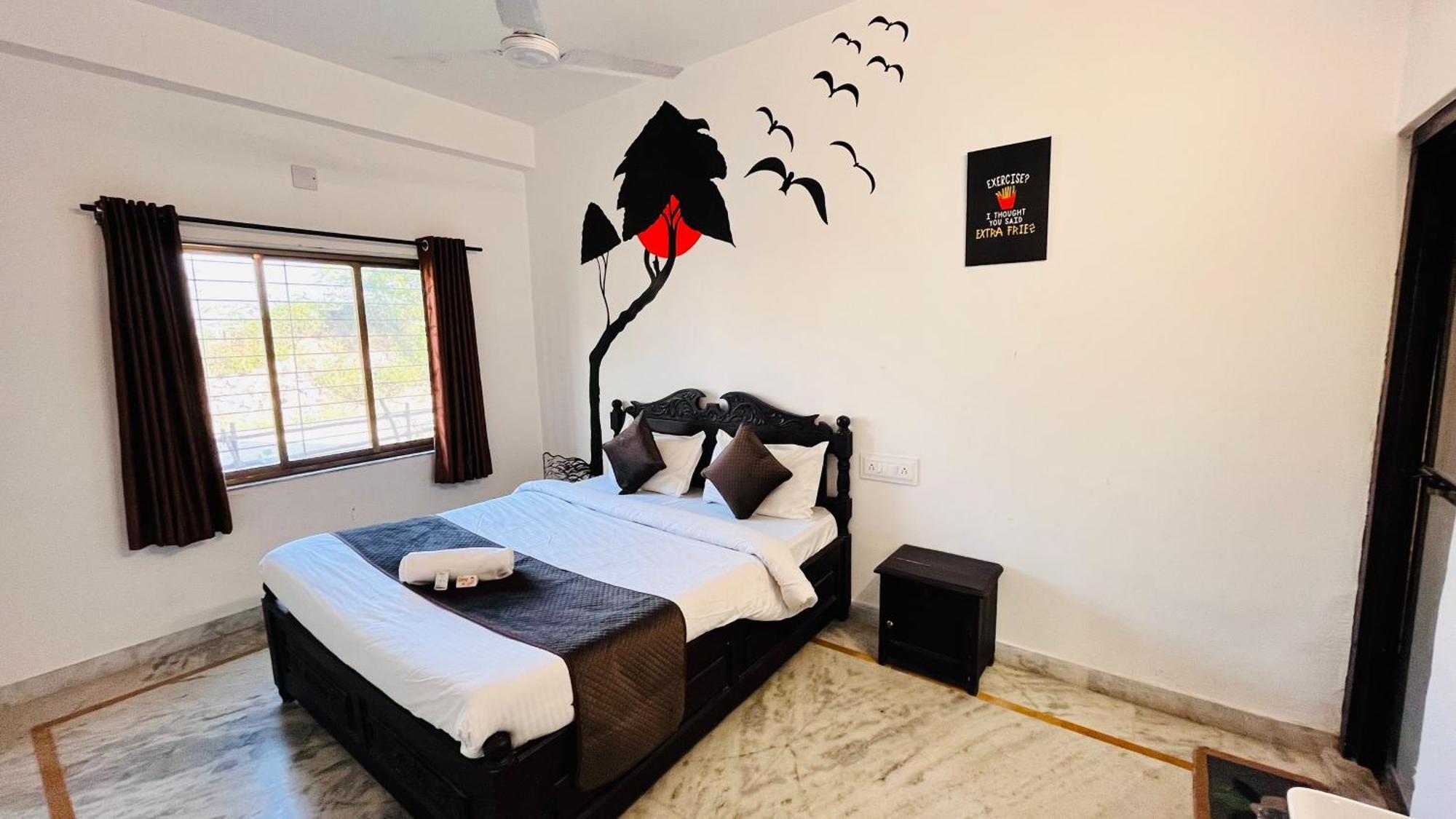 Omkar Palace Hotel
