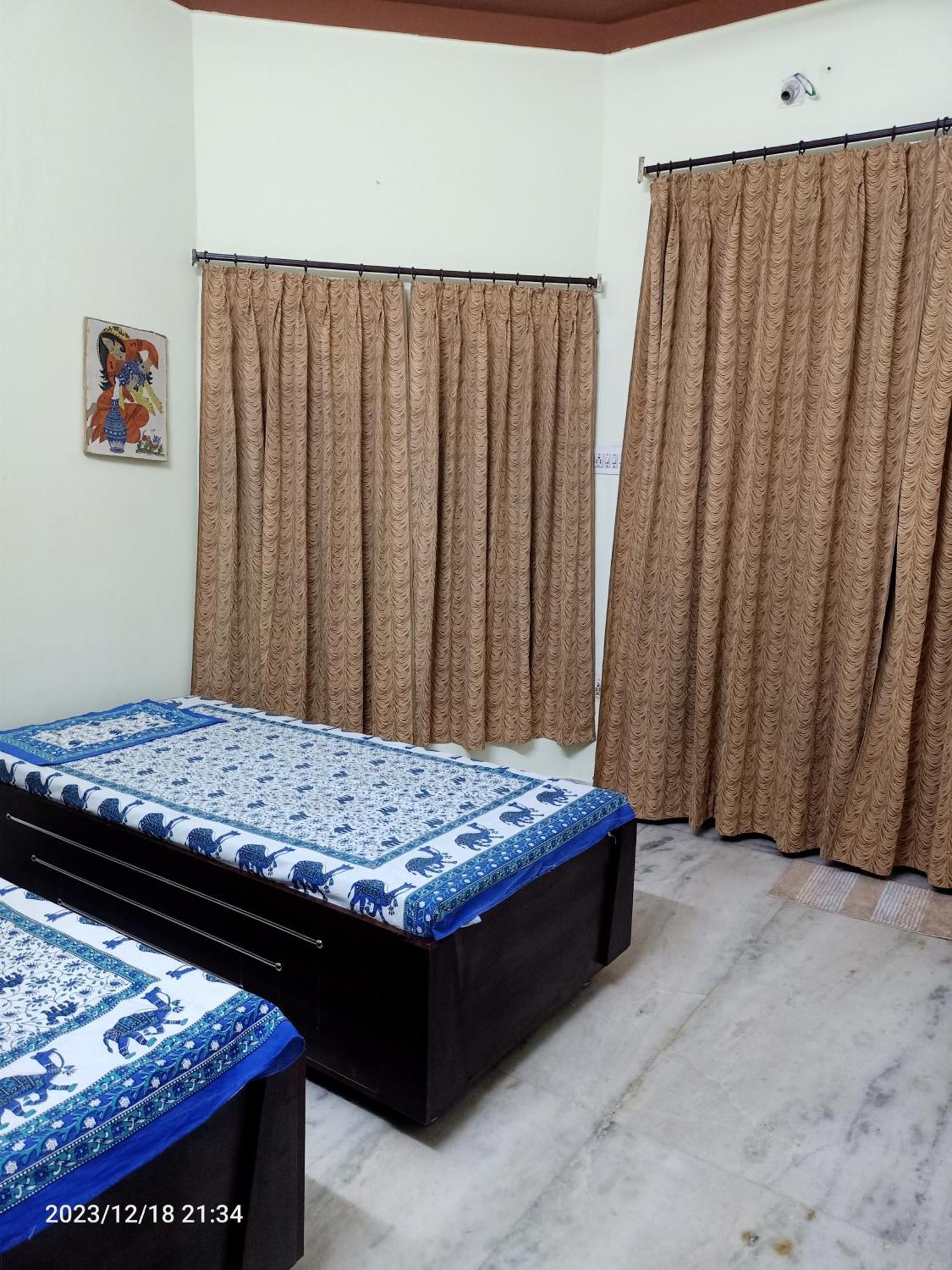 Gokulam Guest house