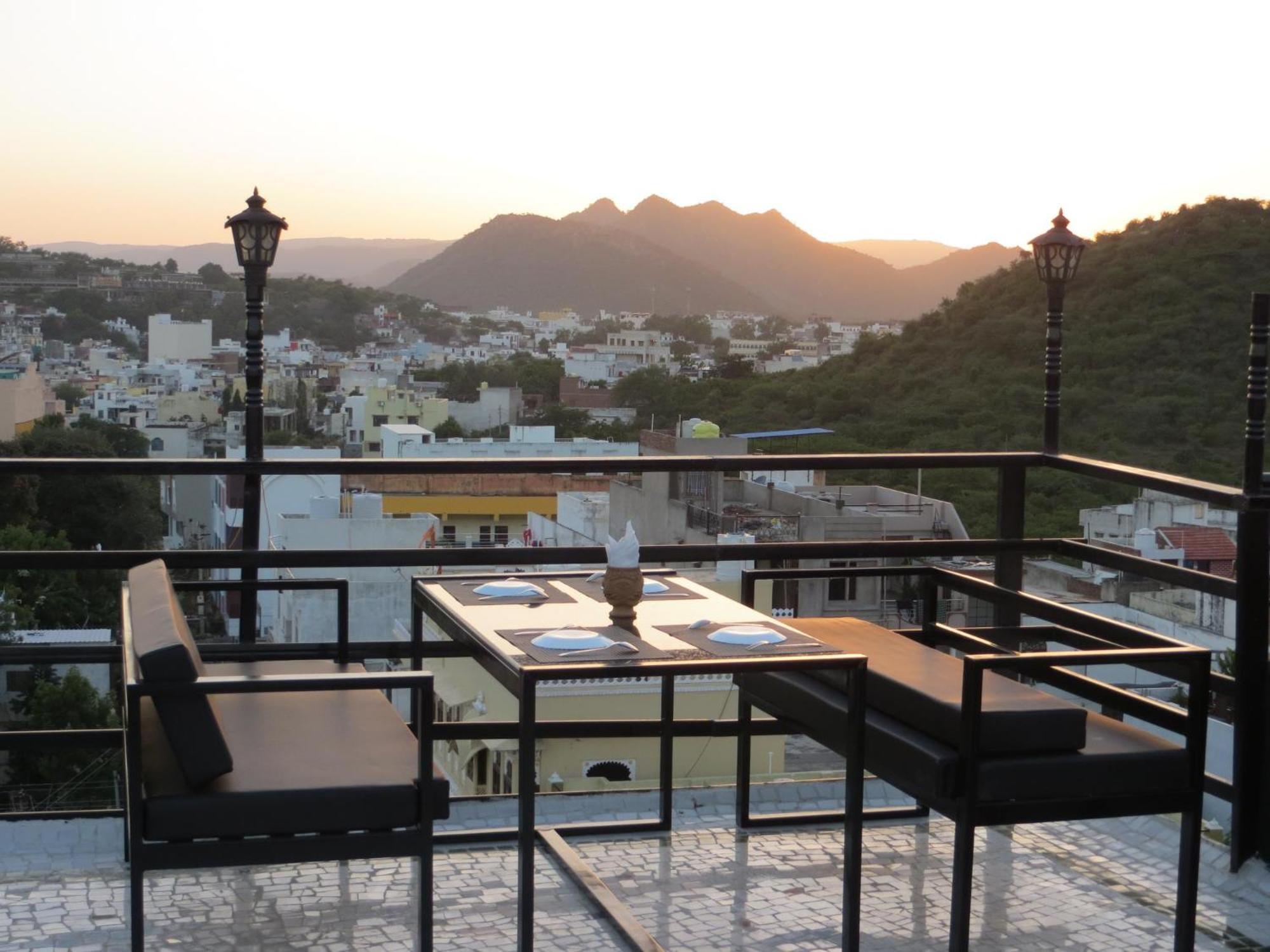 Omkar Palace Hotel