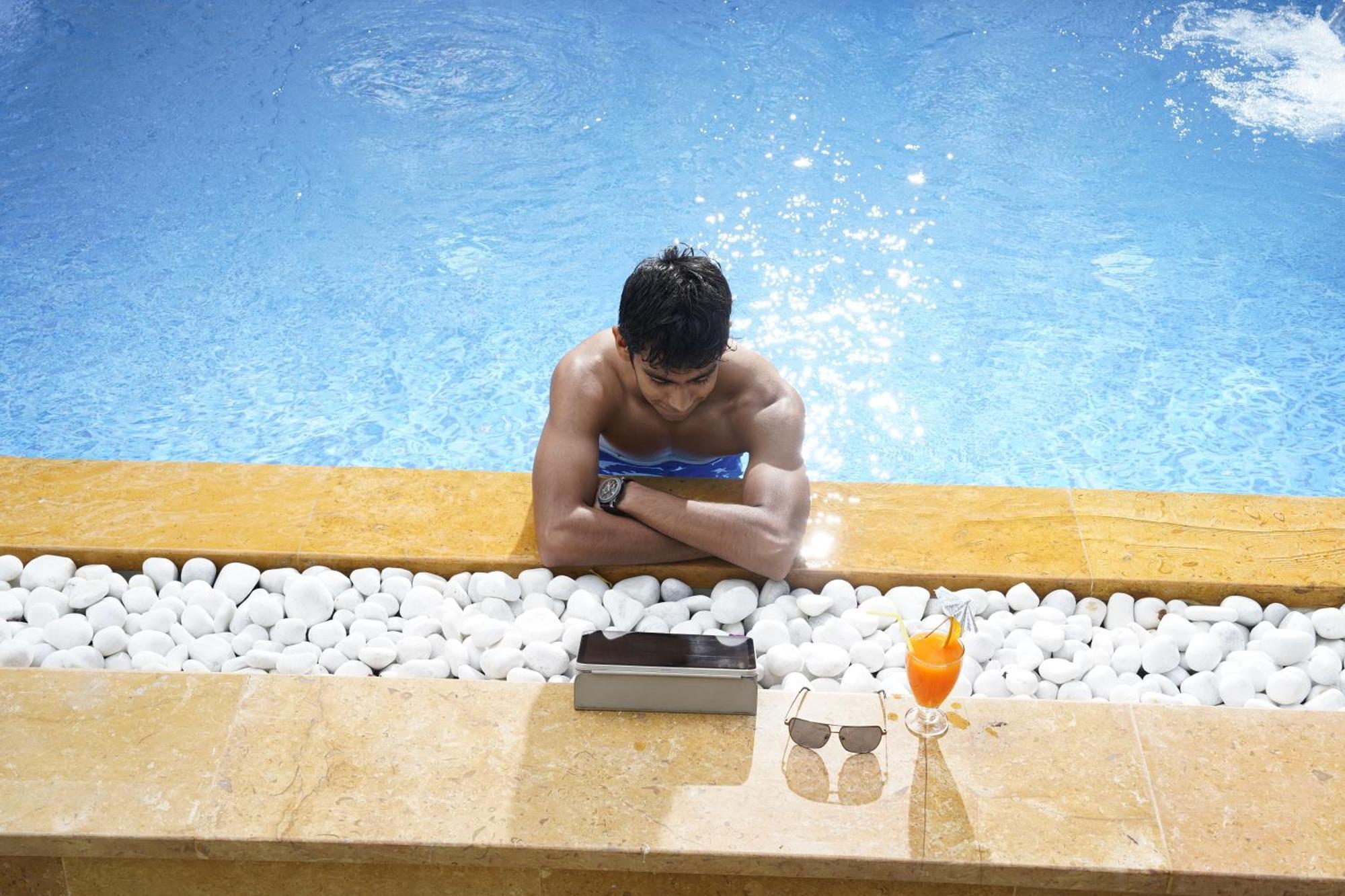 Vatsalya Vihar - A Luxury Pool Resort 5*