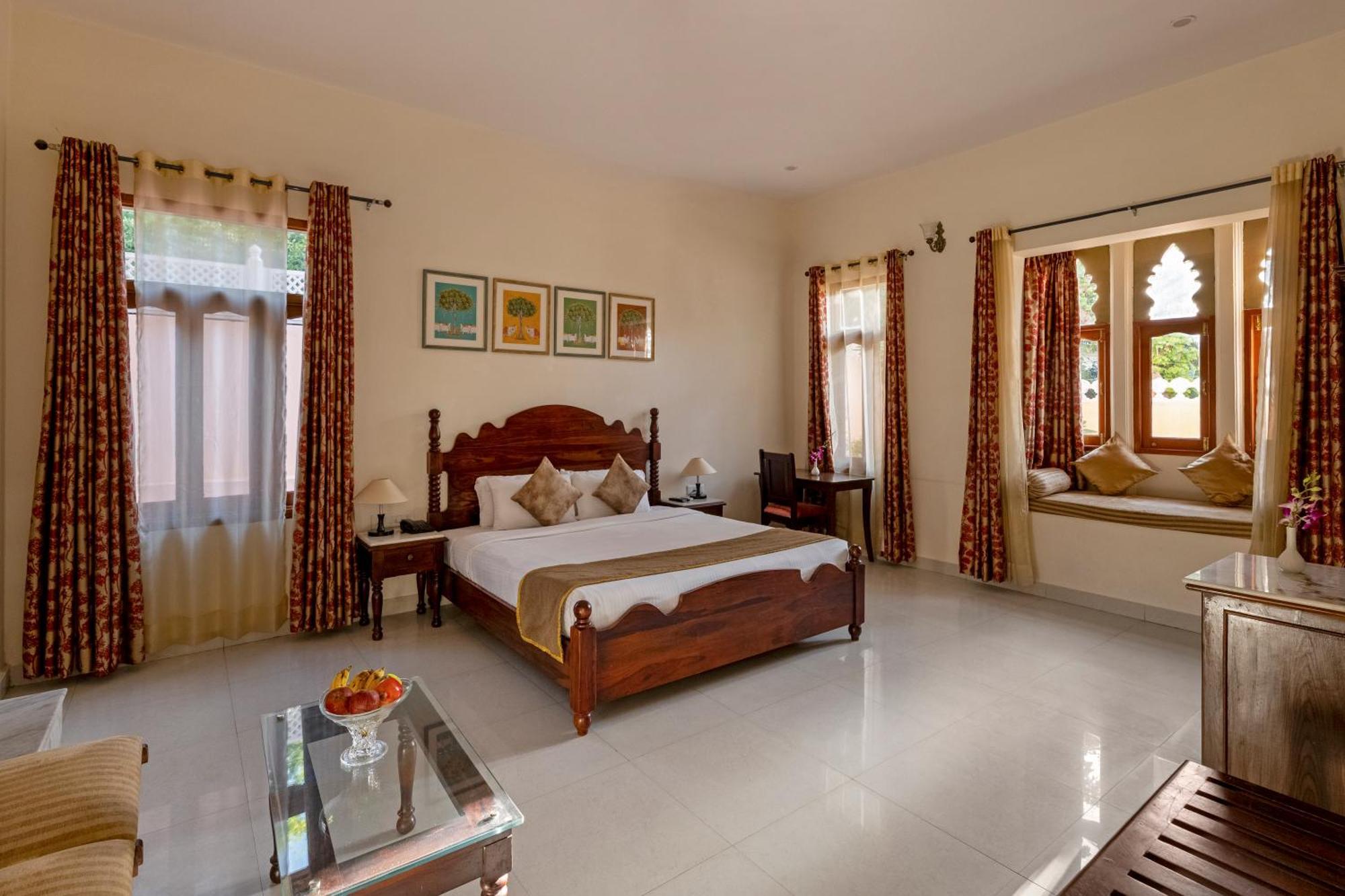 Sterling Jaisinghgarh Hotel