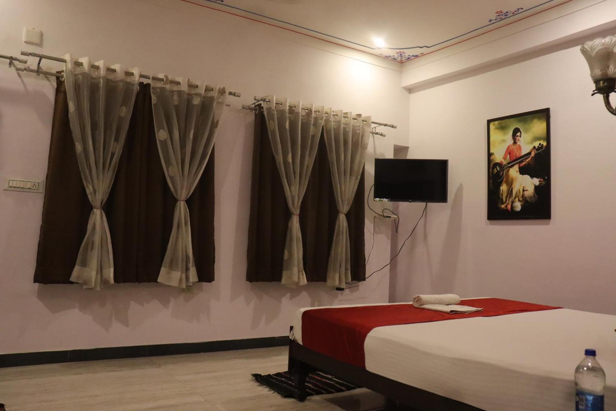 Guest house Shiv Palace 2*