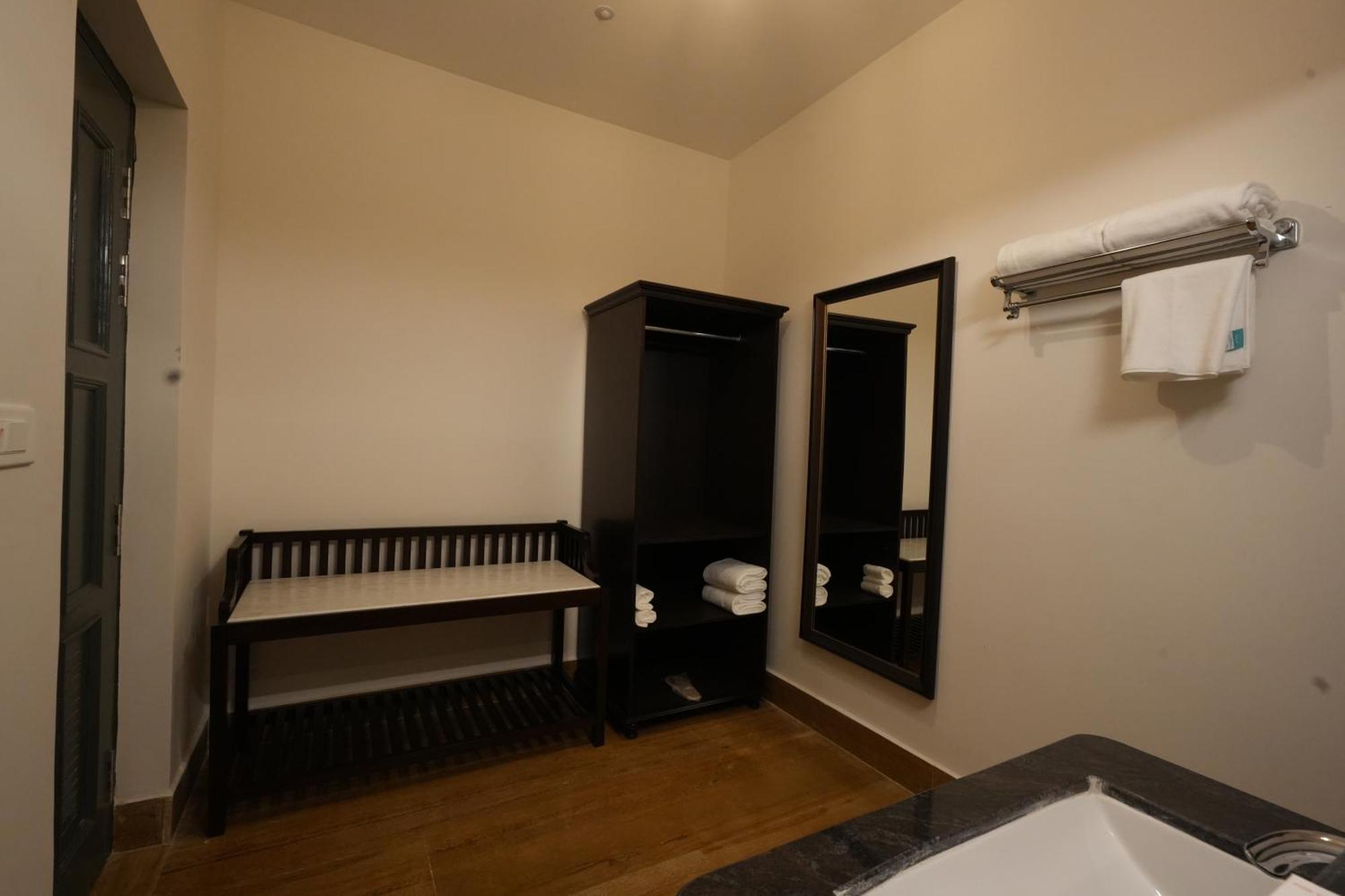 Resort Anandam - A Luxury In Udaipur