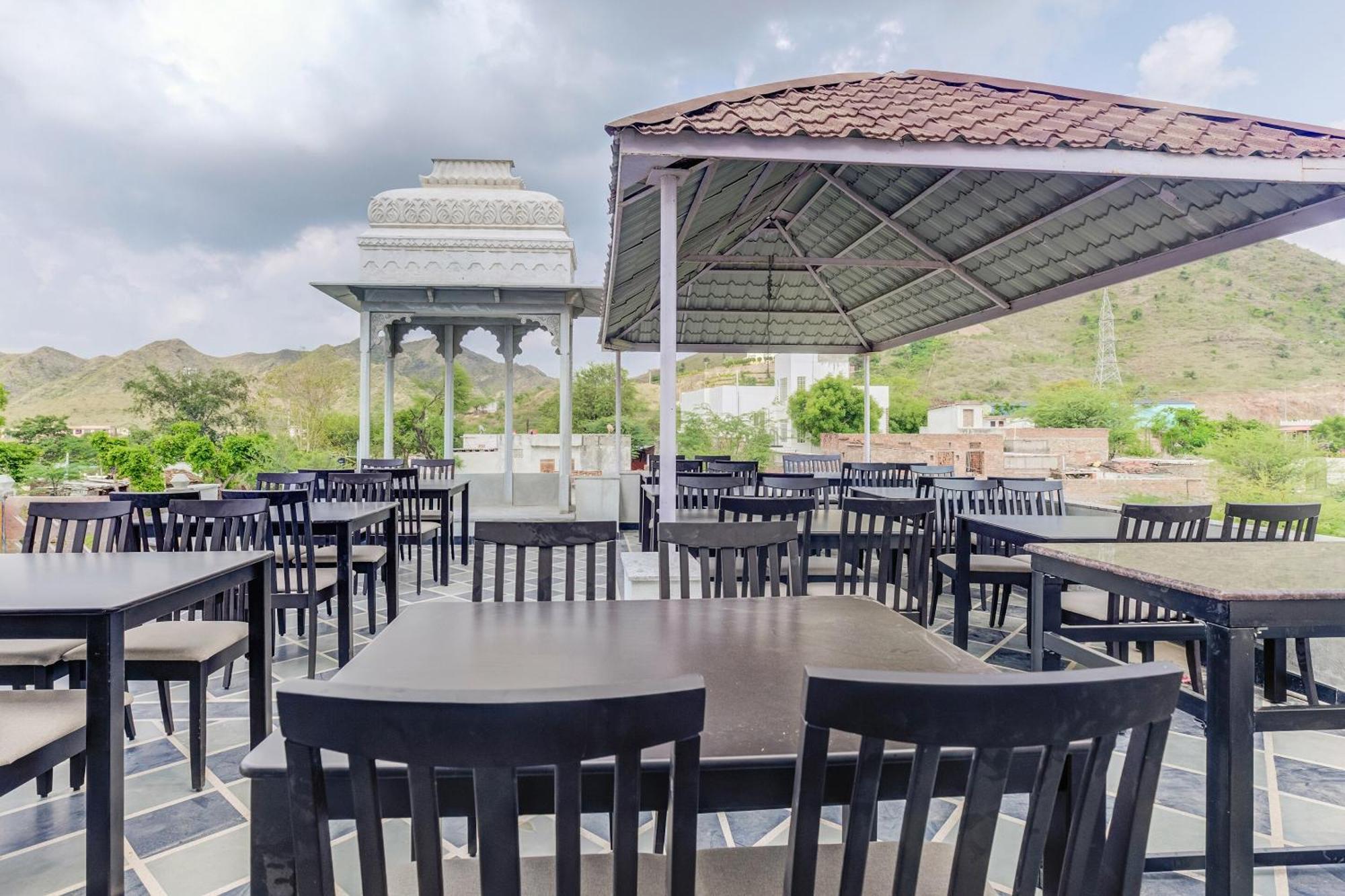 Hotel O Achrol Haveli Sukher 4*
