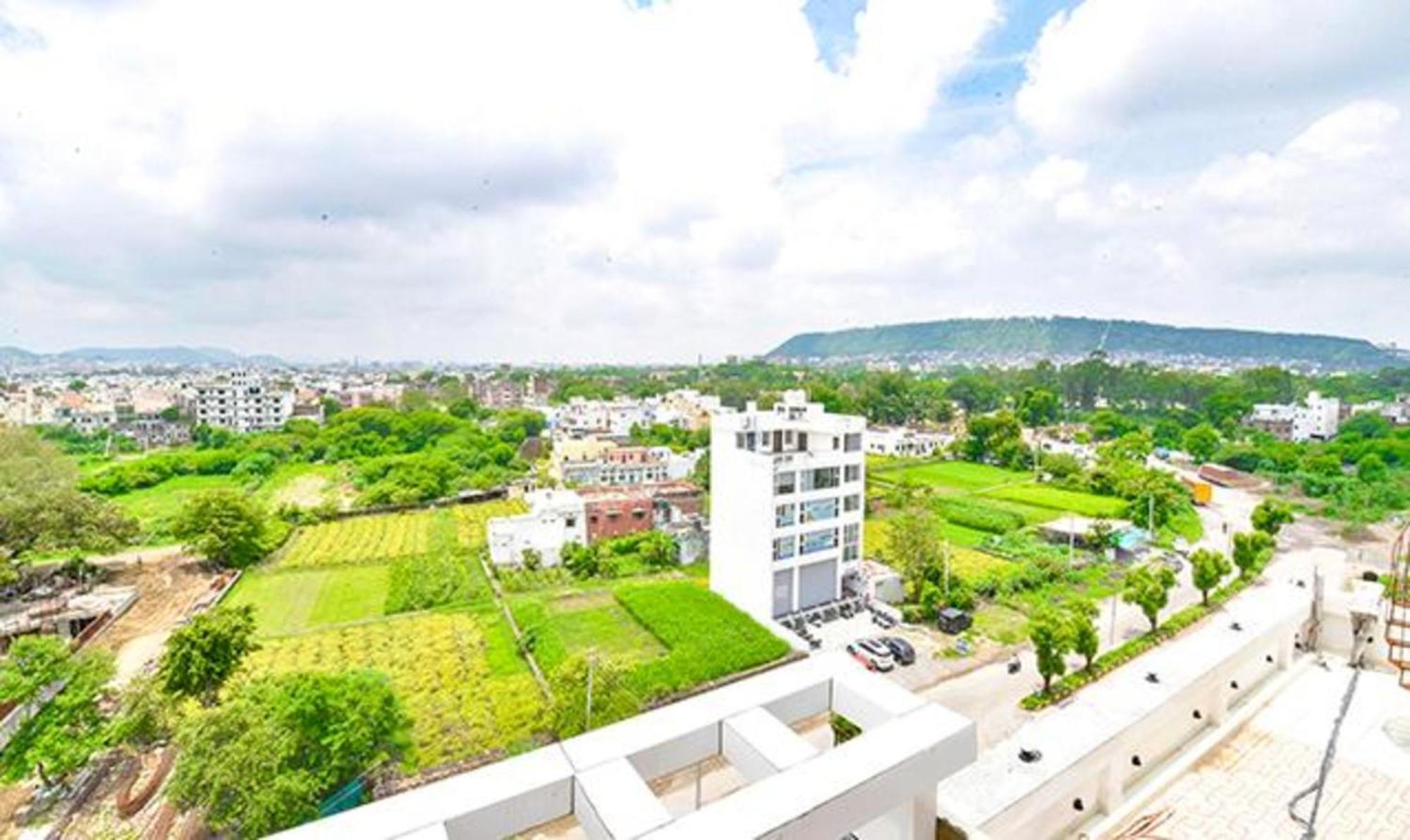 Hotel Fabhotel Diamond I 3*