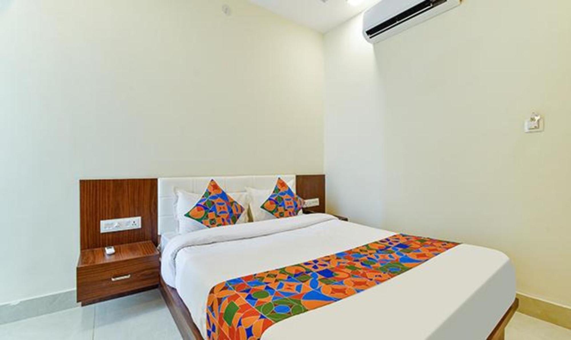 Hotel Fabhotel Diamond I Udaipur