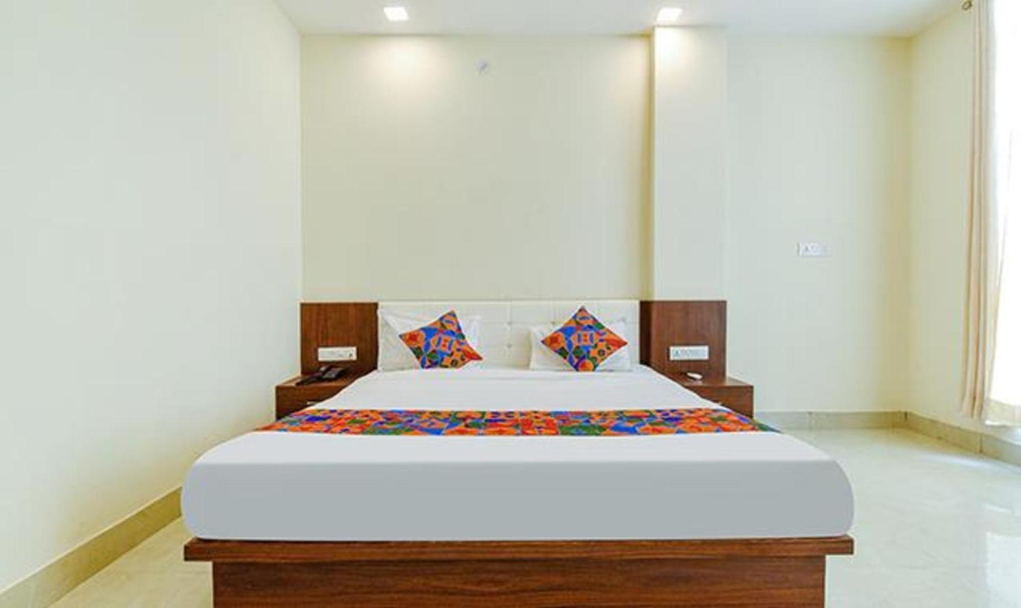 Fabhotel Diamond I 3*