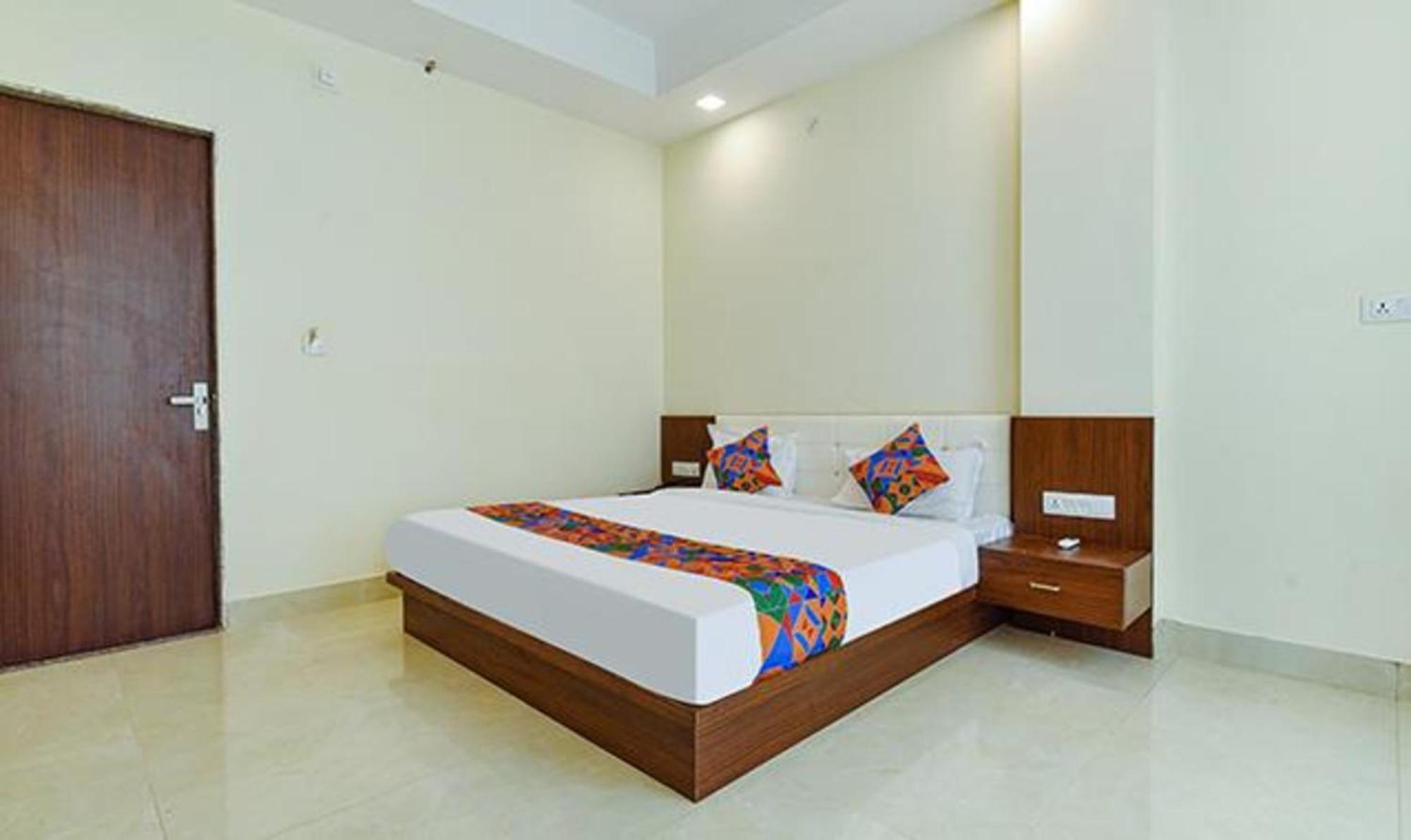 Fabhotel Diamond I Hotel 3*