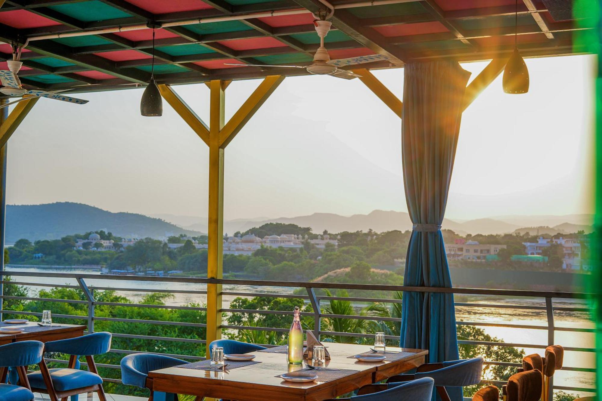 Aaj Haveli - Facing Boutique By Levelup Hotel