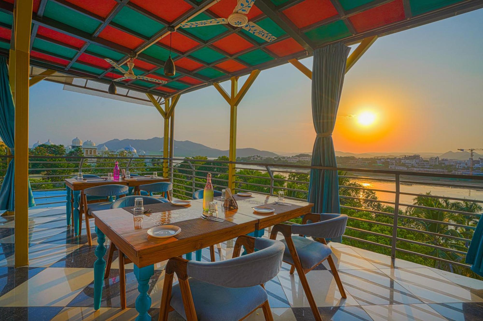 Aaj Haveli - Facing Boutique By Levelup Hotel