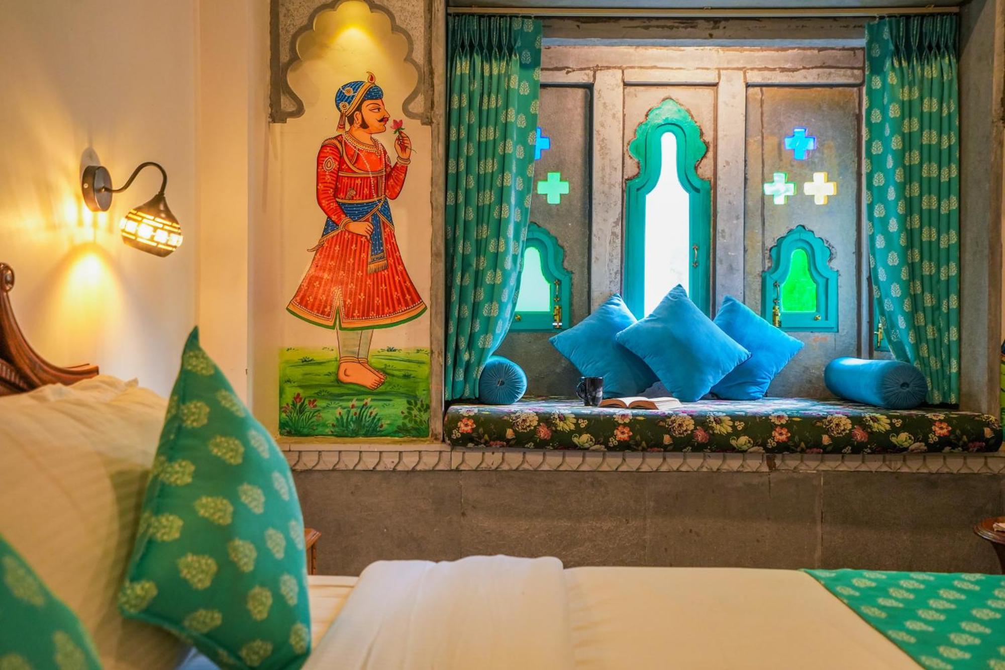 Aaj Haveli - Facing Boutique By Levelup