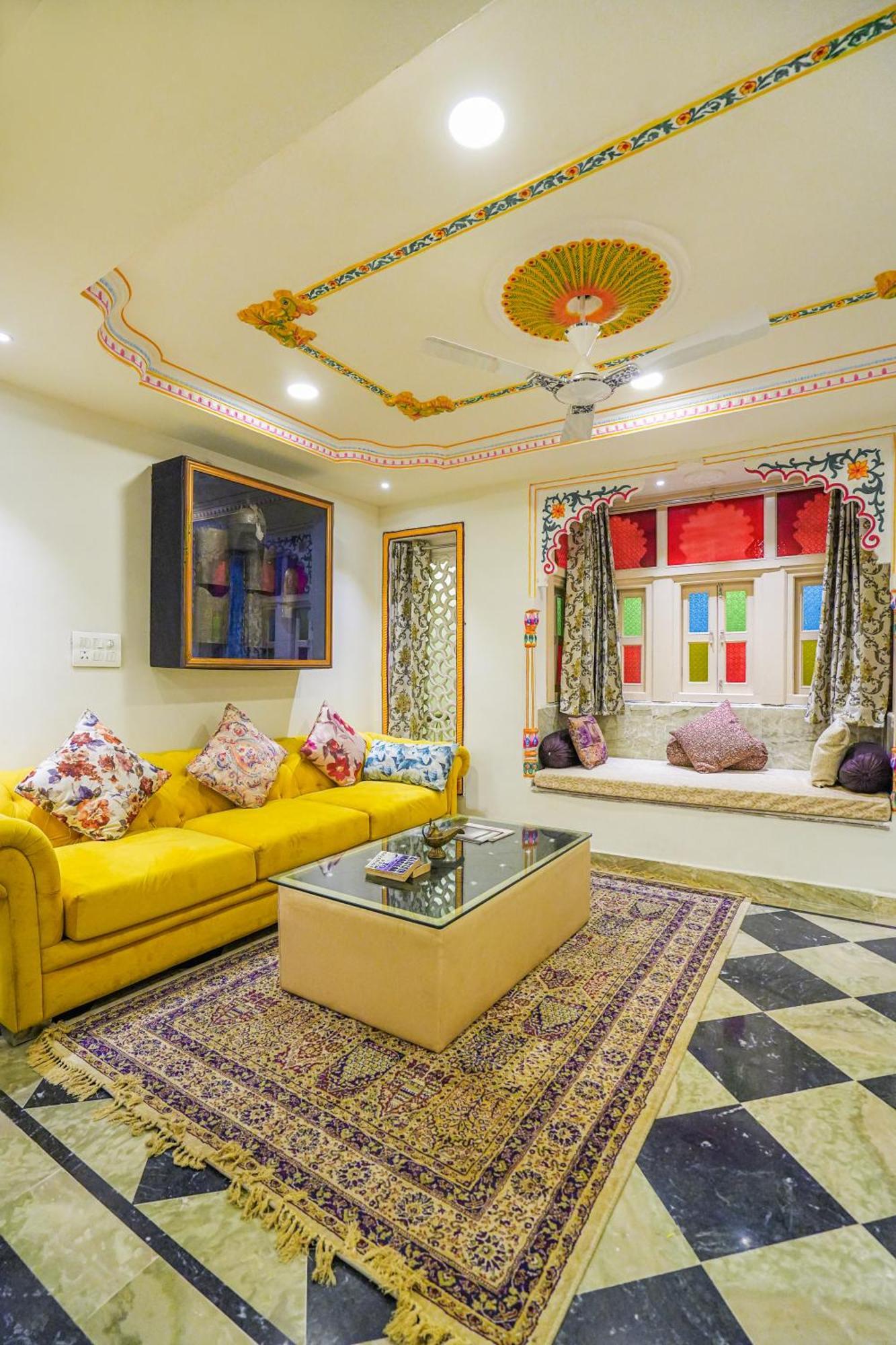 Royal Rafahiya - A Rooftop View Near Pichola Hotel 4*