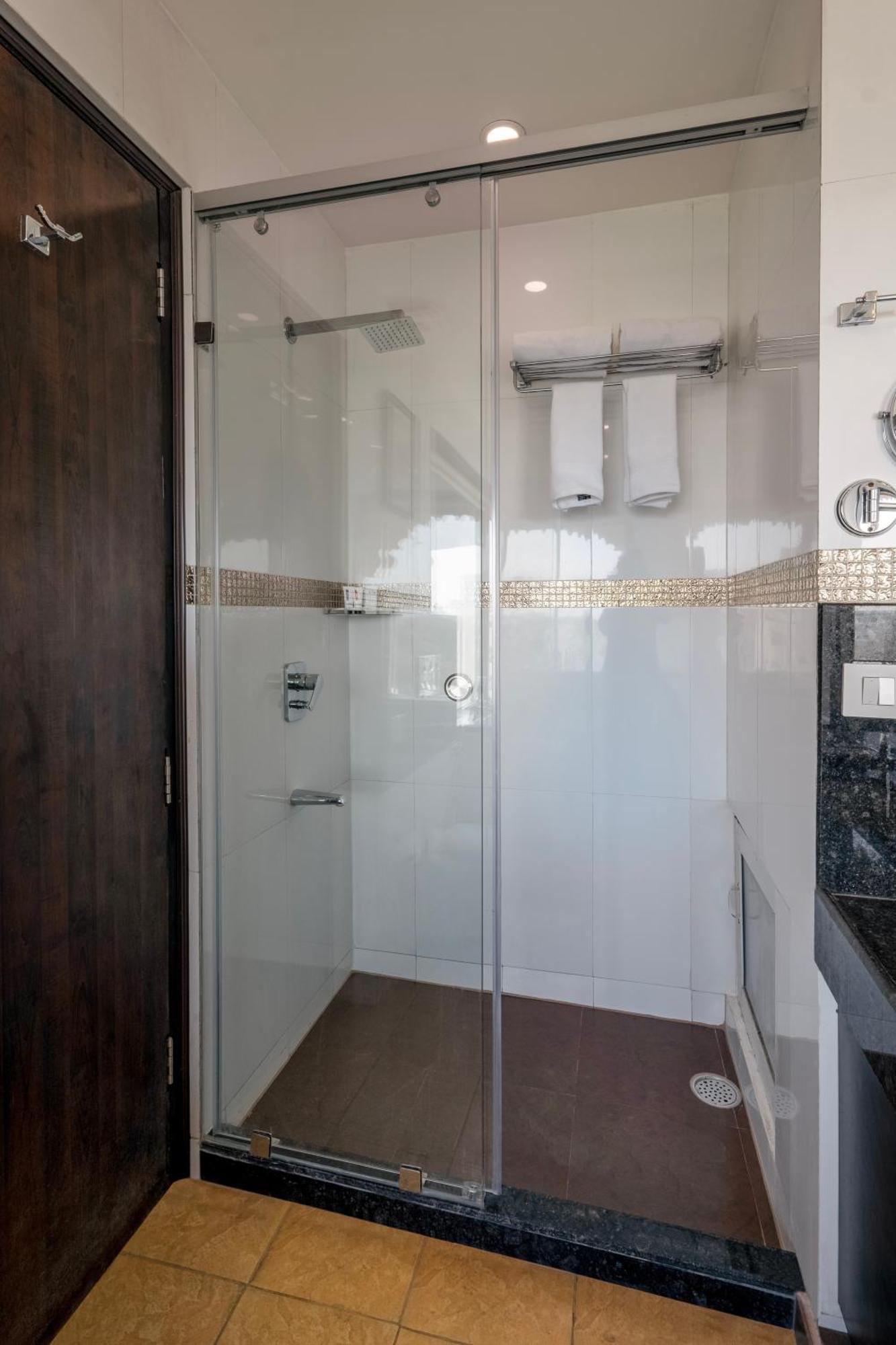 Hotel Sterling Balicha