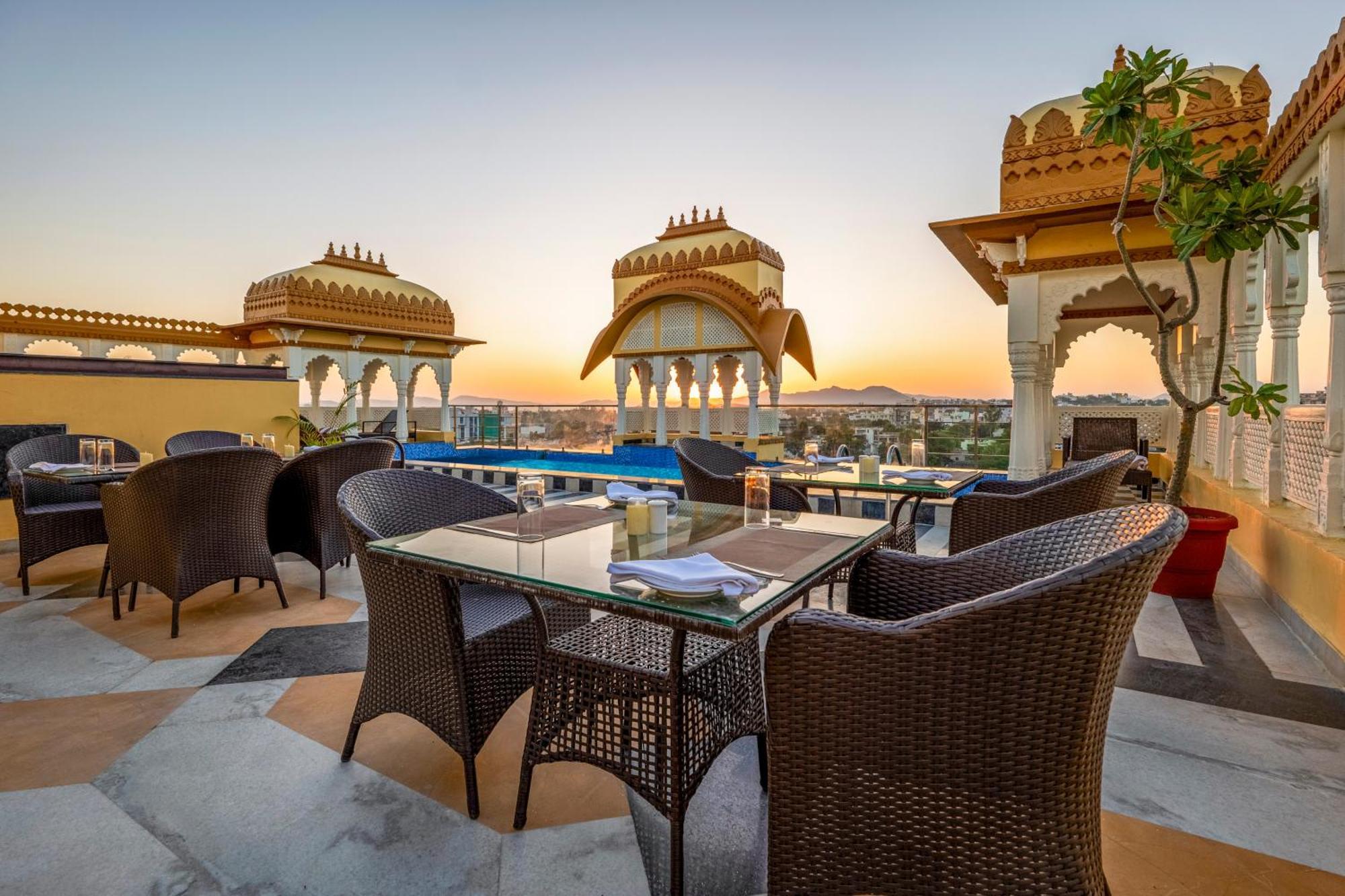 Hotel Sterling Balicha 3*