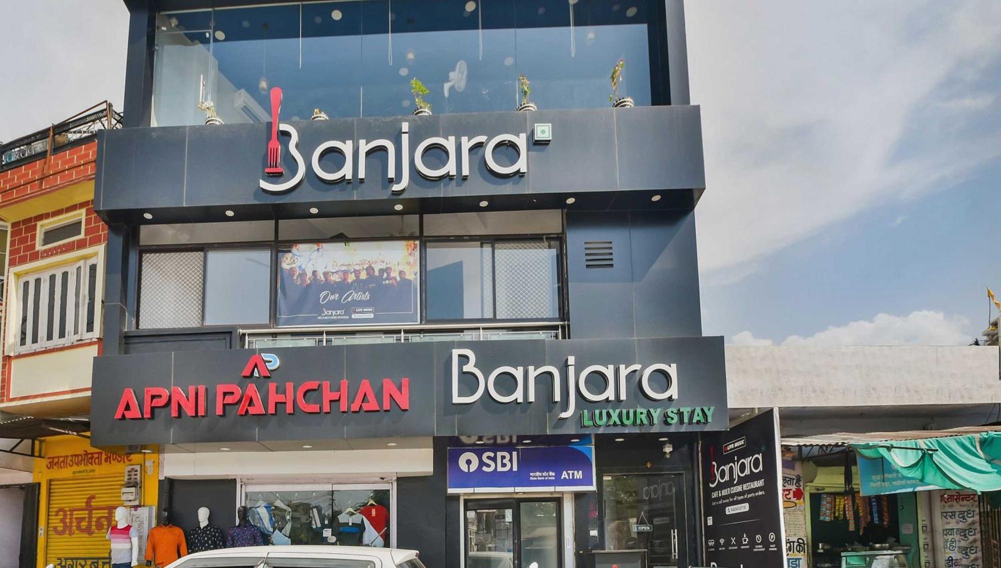 Oyo Flagship 40796 Banjara Luxury 3*