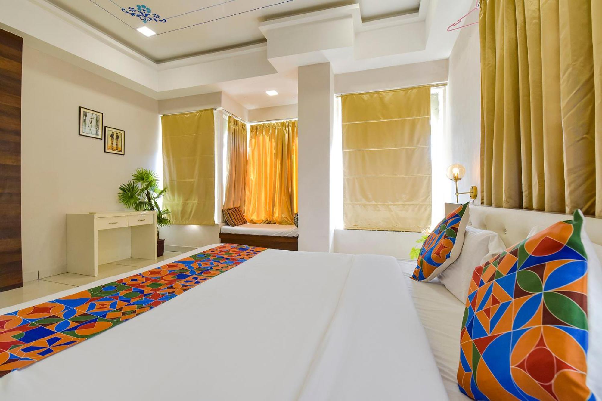 Hotel Fabhotel Prime Kingfisher