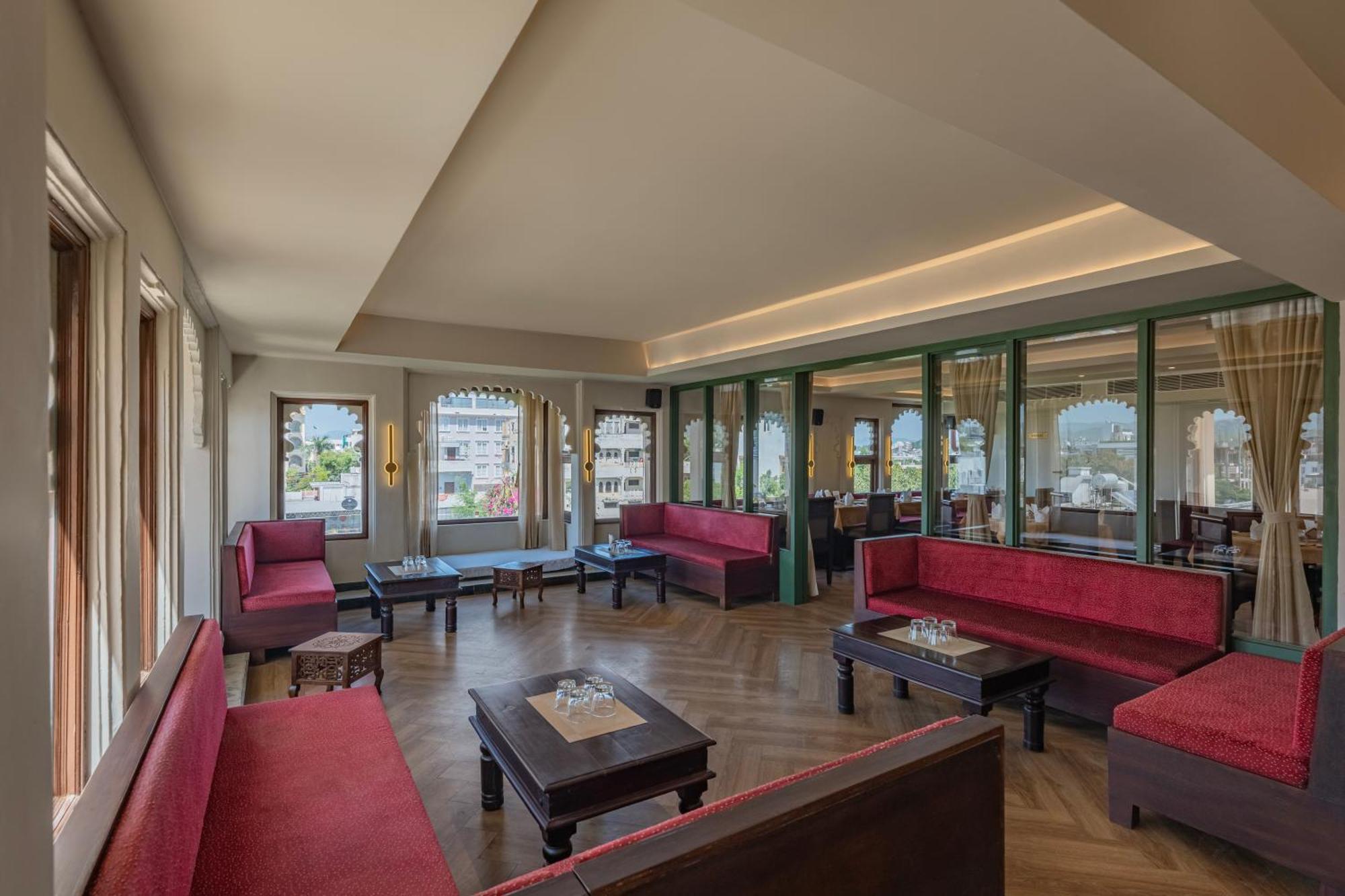 Hotel Sterling Jaisinghgarh