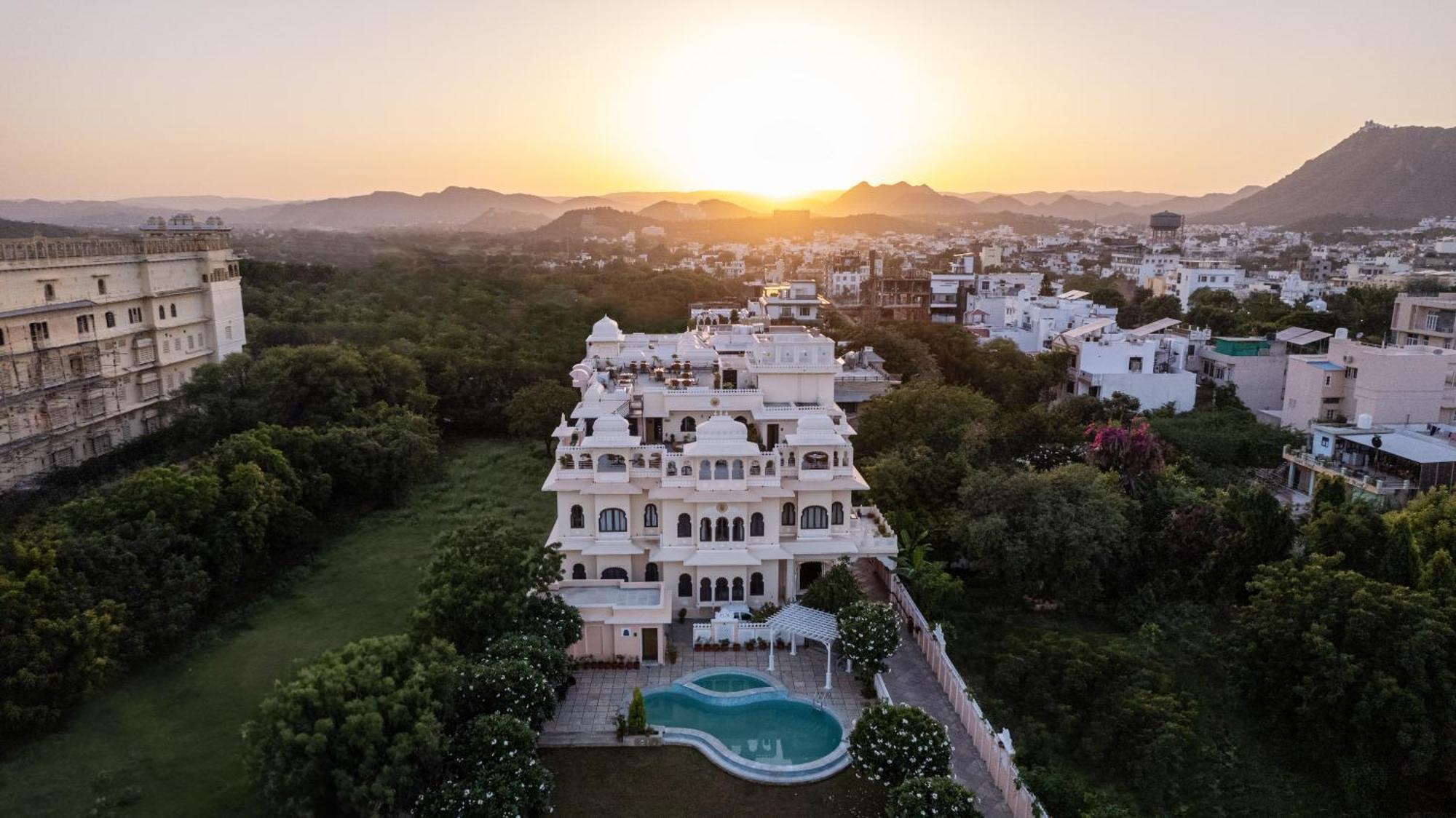 Sterling Jaisinghgarh 4* Udaipur