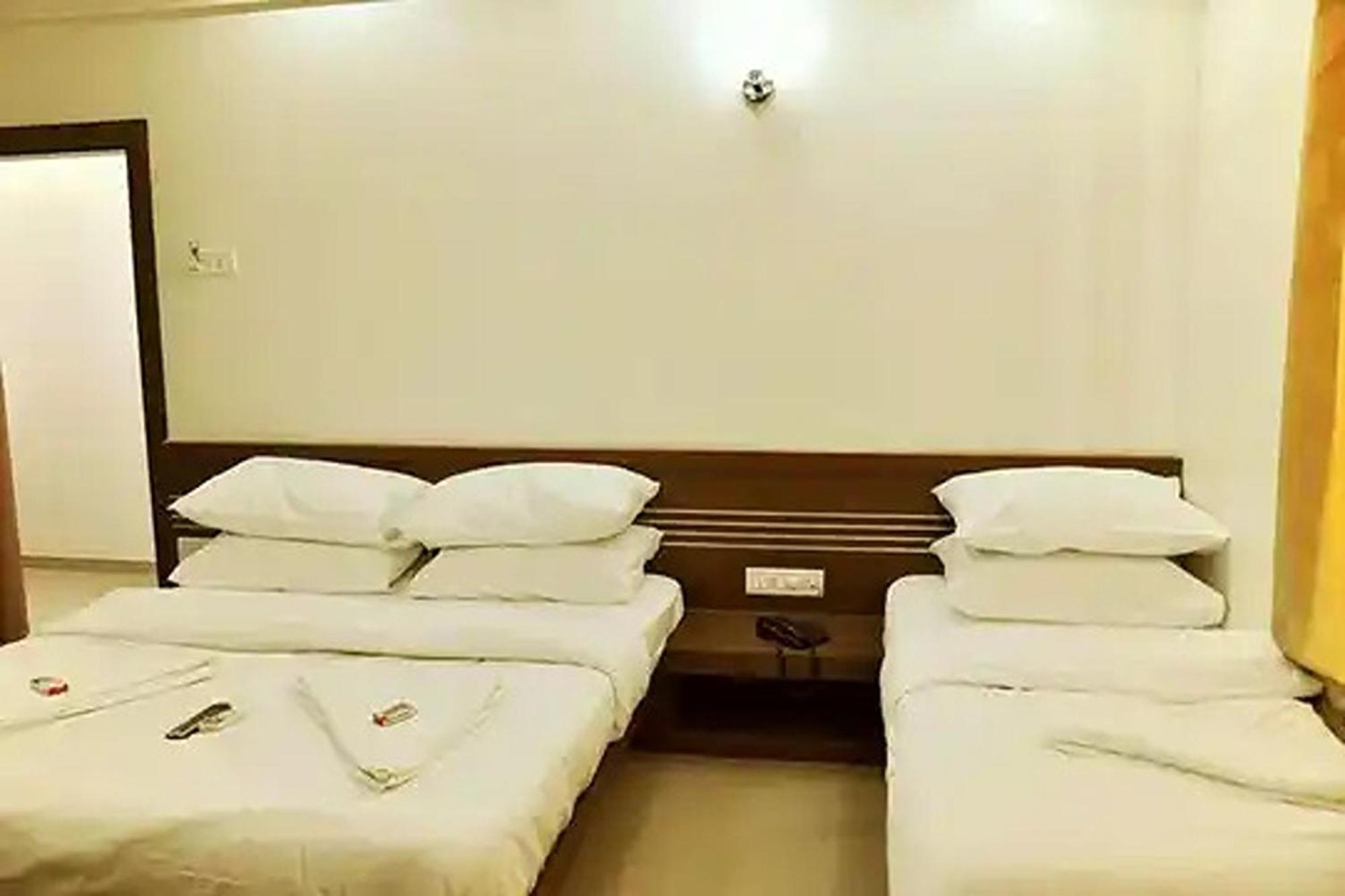 Hotel Lotus Near Railway Station Udaipur