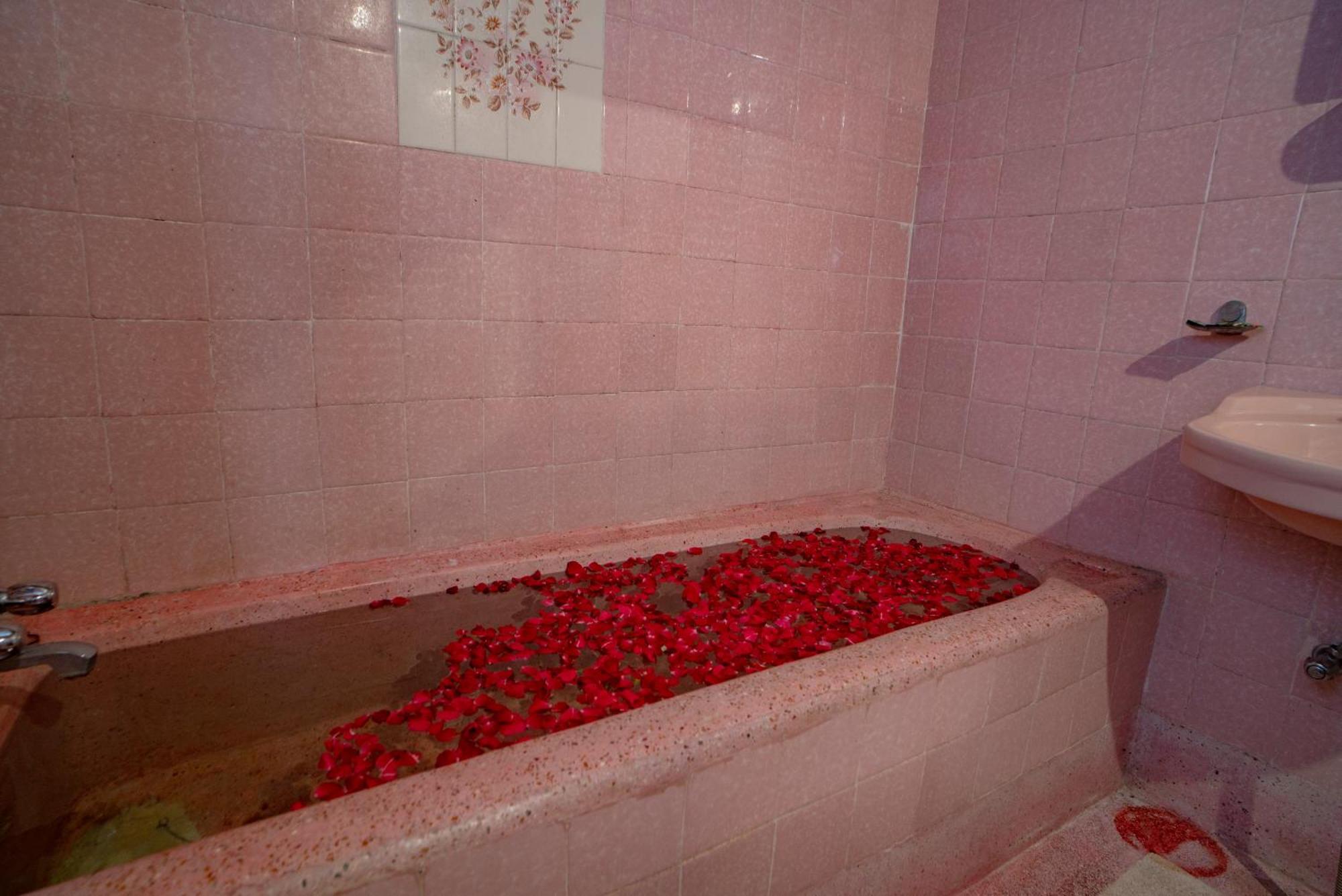 Ambavgarh Palace Hotel