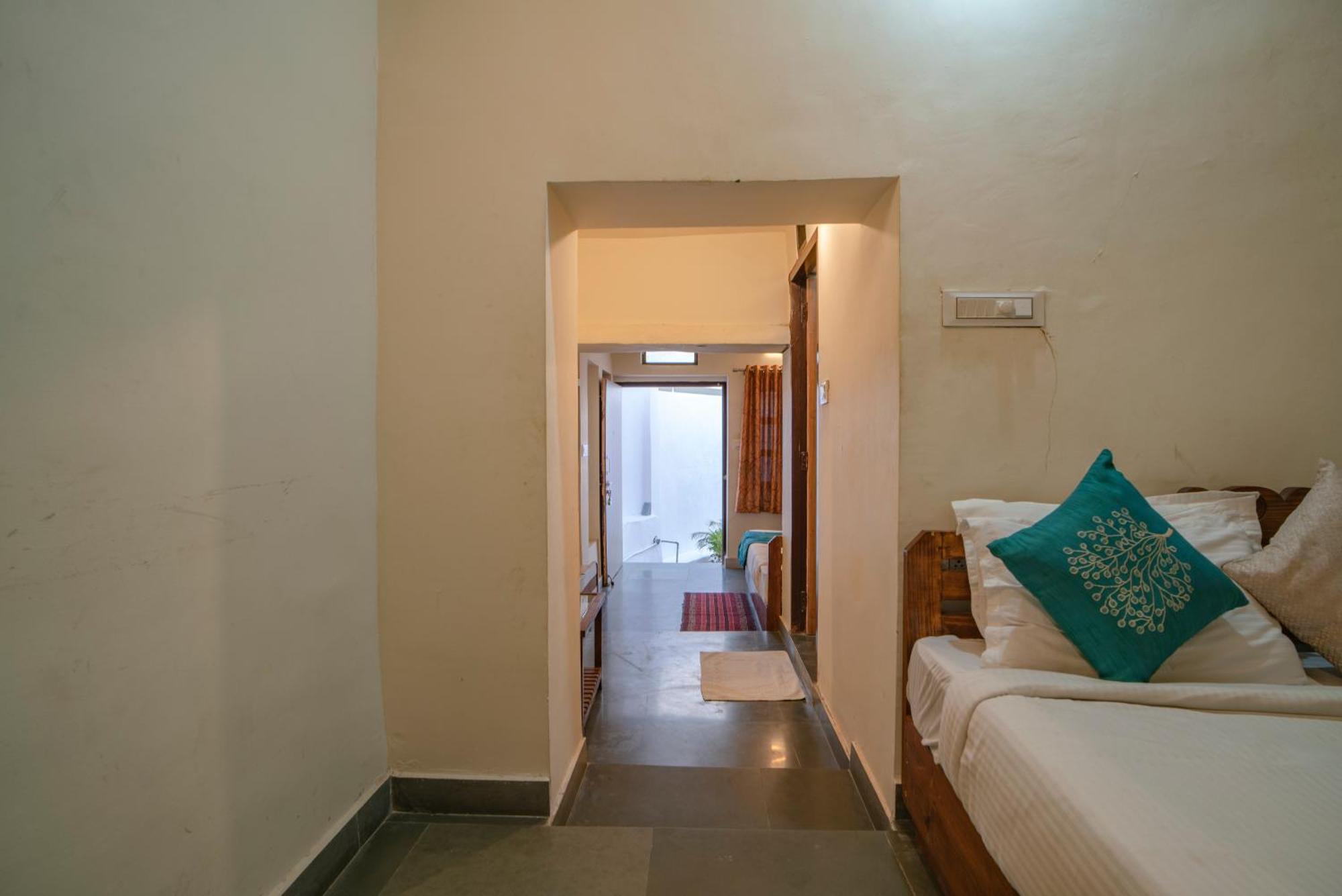 Ambavgarh Palace Hotel Udaipur