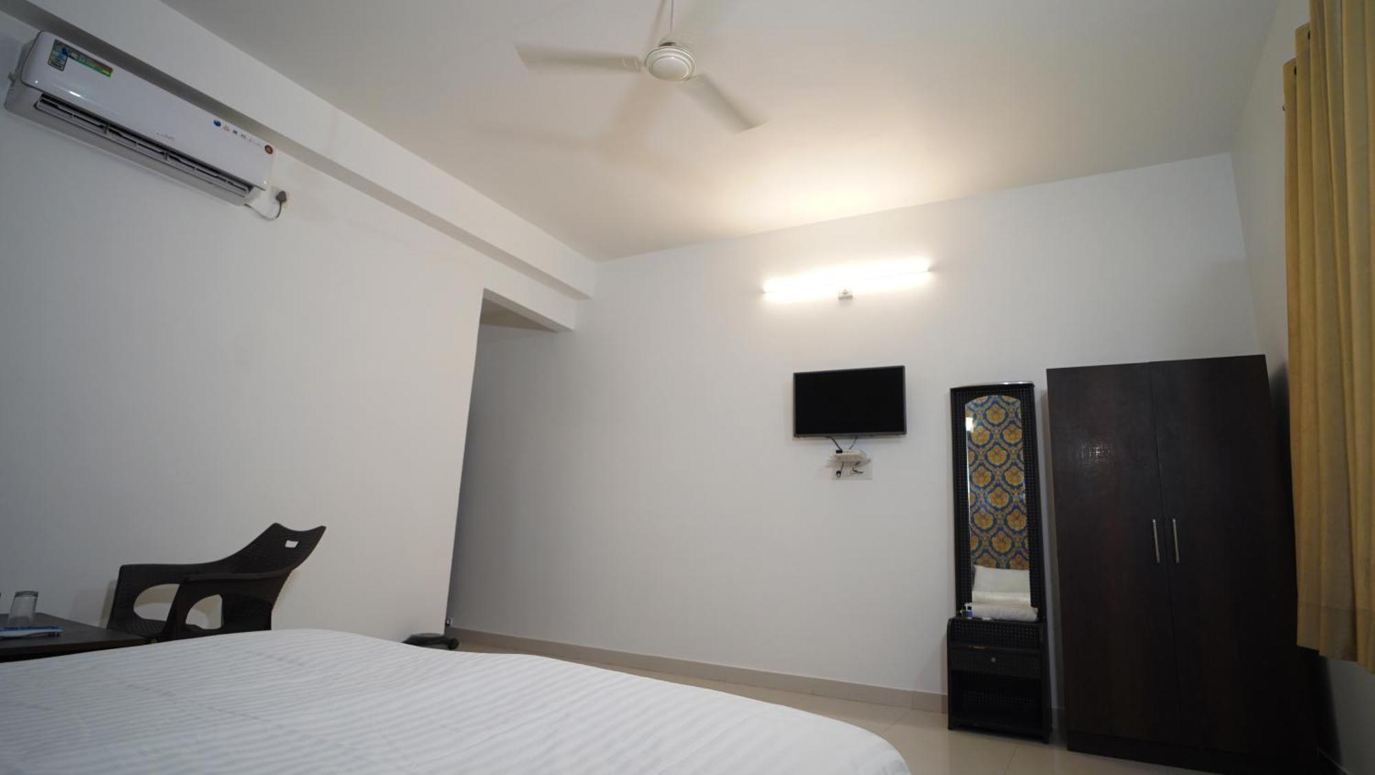 Badam Palace Resort
