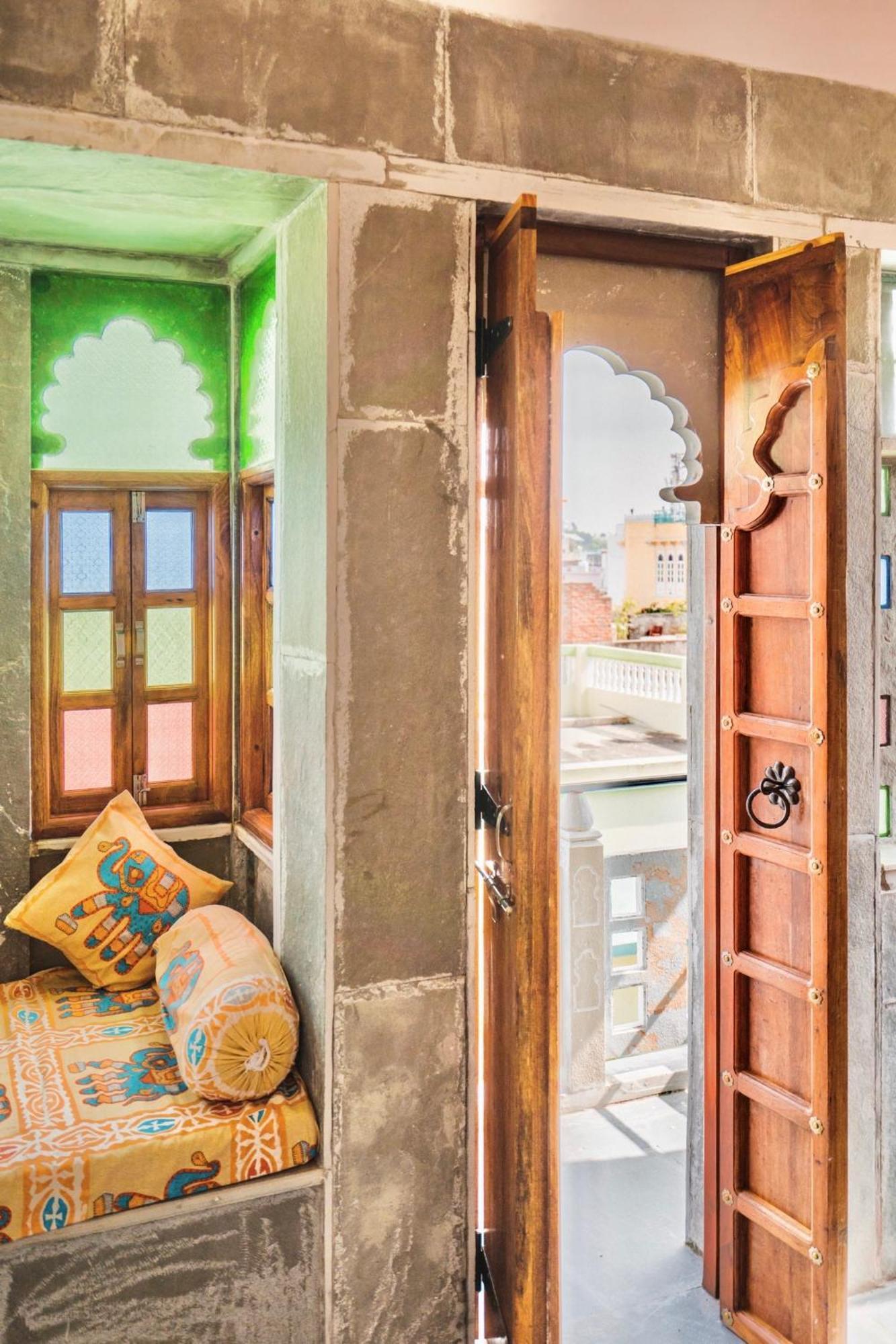Lassi Guest house *